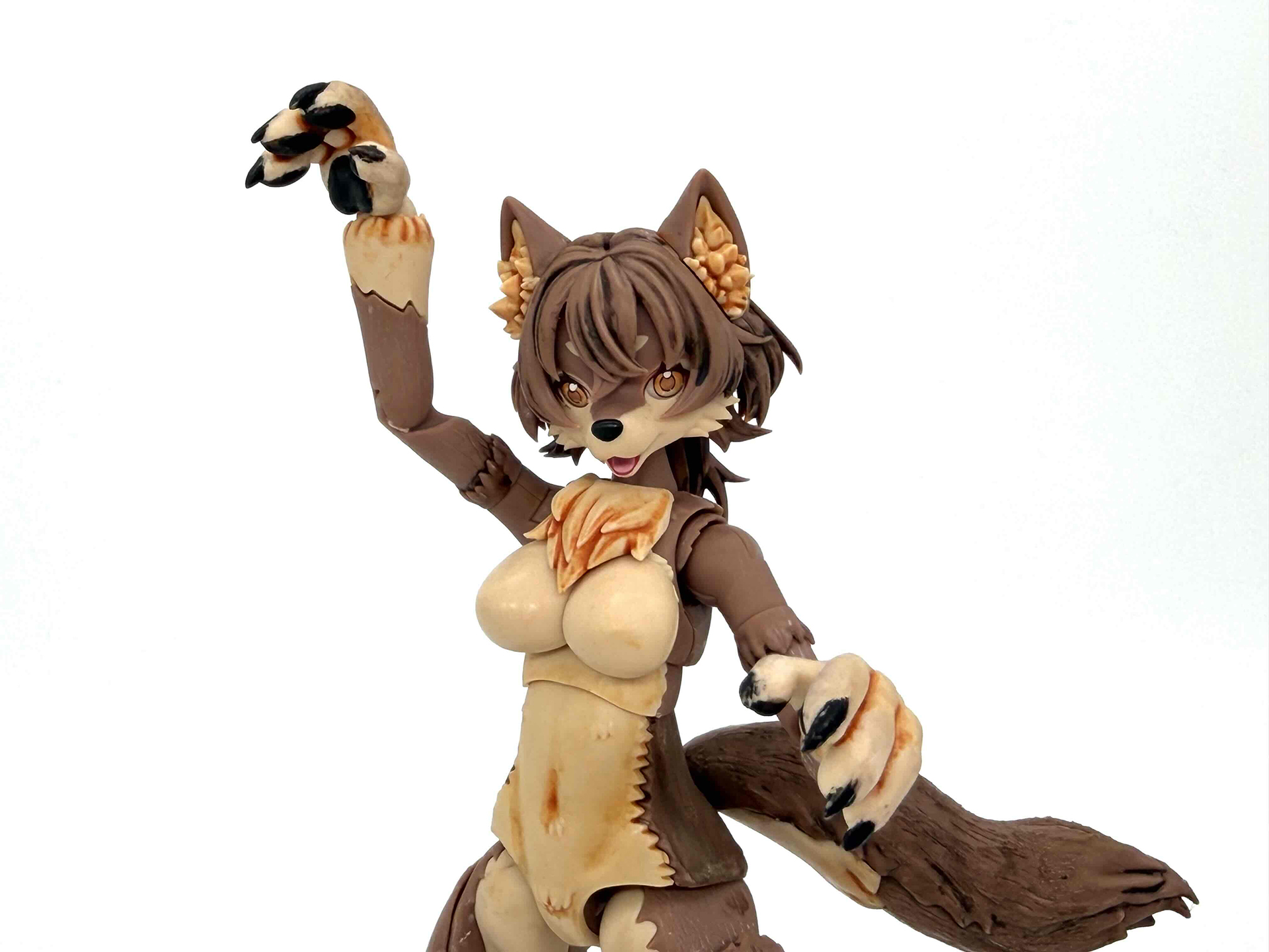 ボーイッシュな中にも女の子の可愛らしさがあります。可愛くカッコいいポージングをつけられるのが「けもプラ」最大の魅力