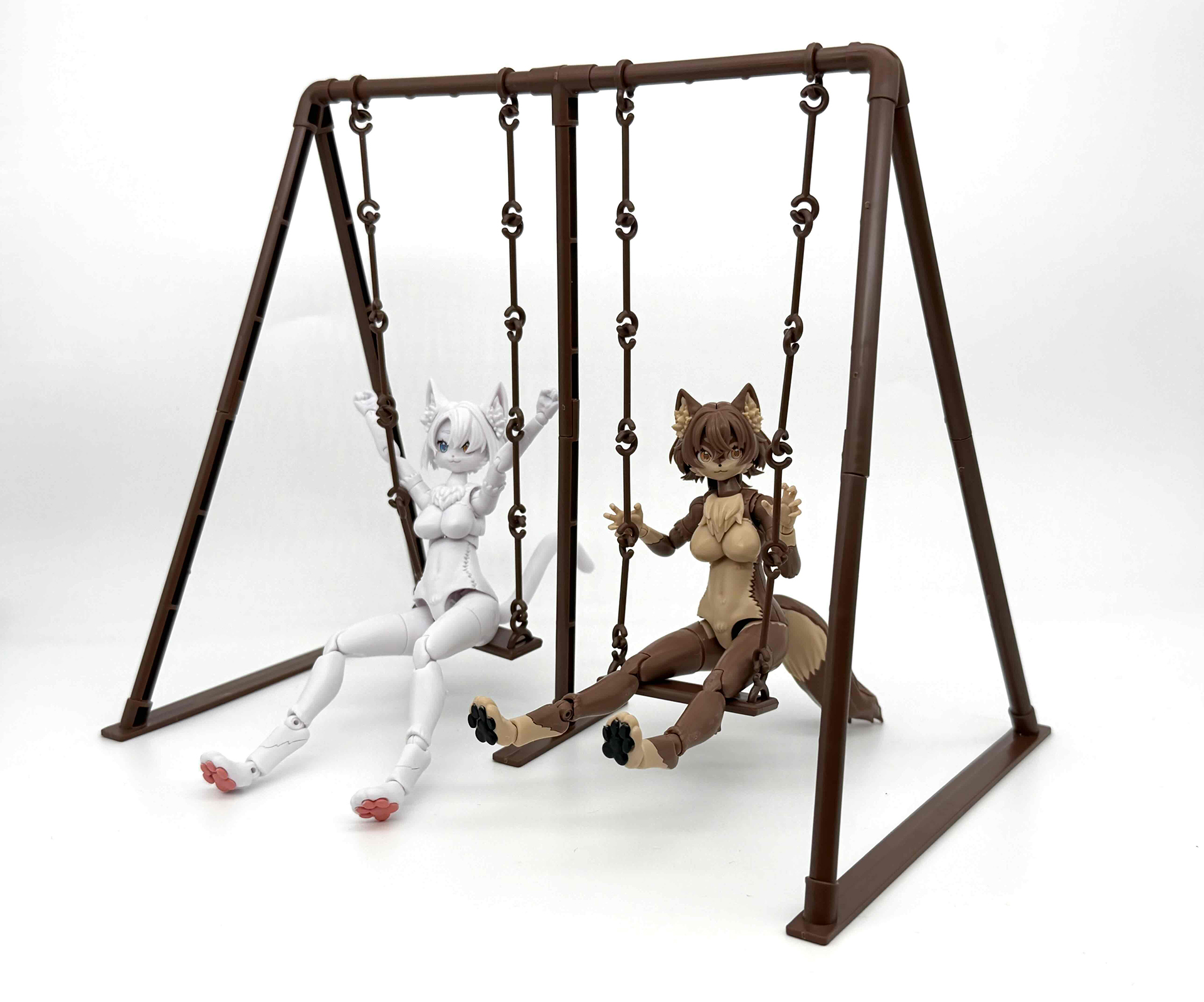 「けもプラ」シリーズに合わせて発売された「ブランコ」。これは色々と遊べそうです