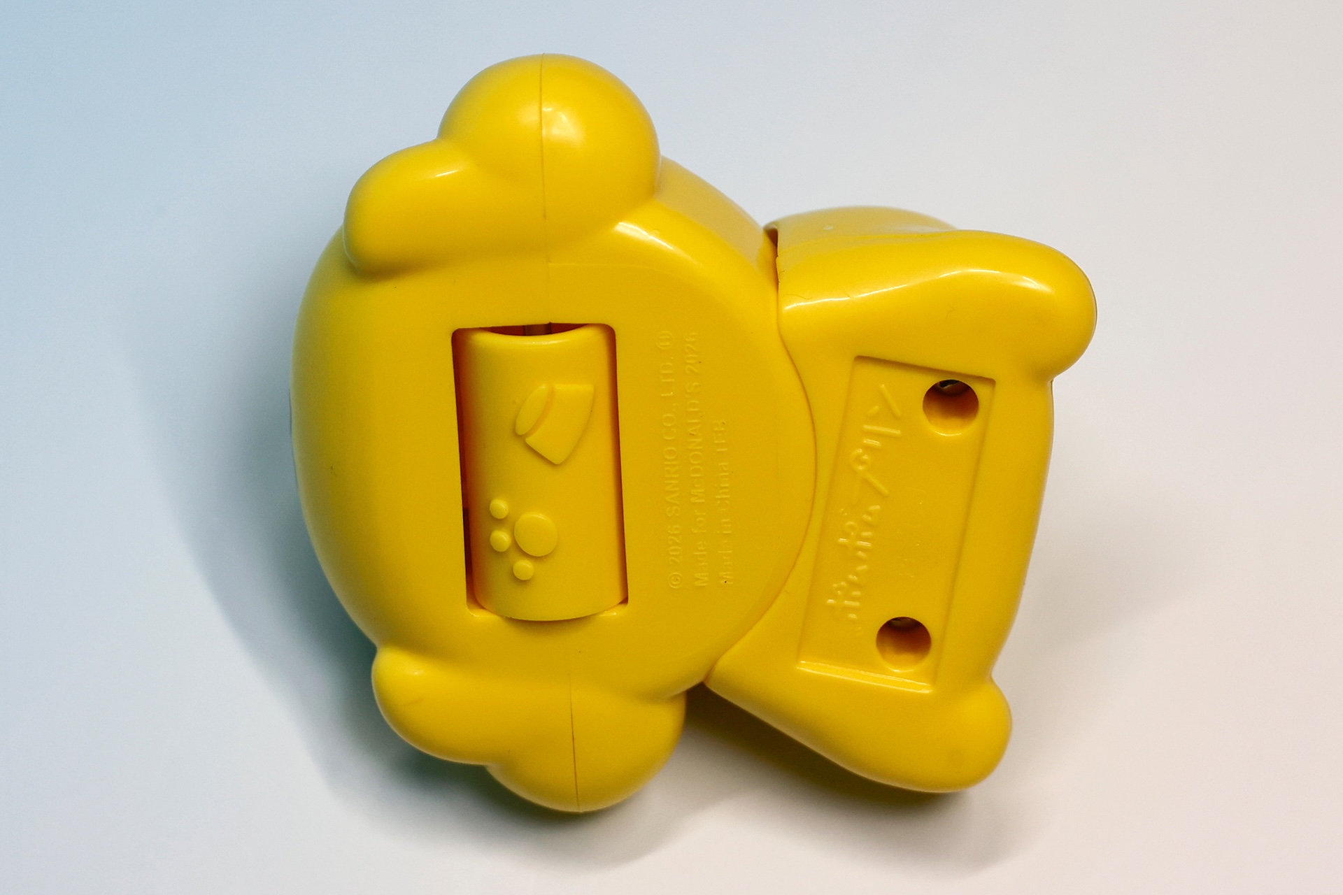 底面にローラーが付いている