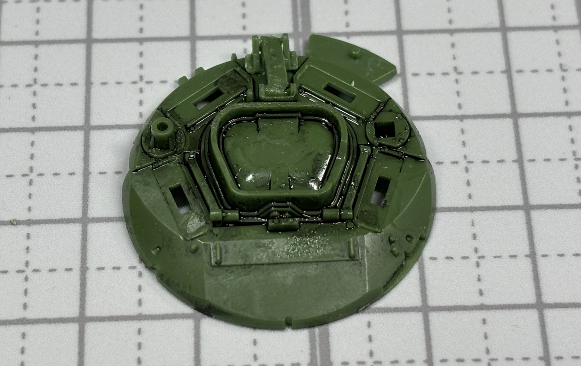 コマンダーハッチの基部