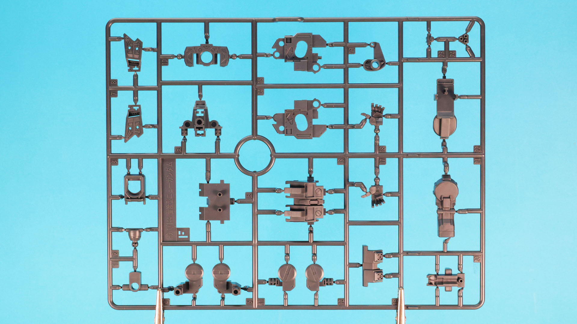 F:主にメカフレーム