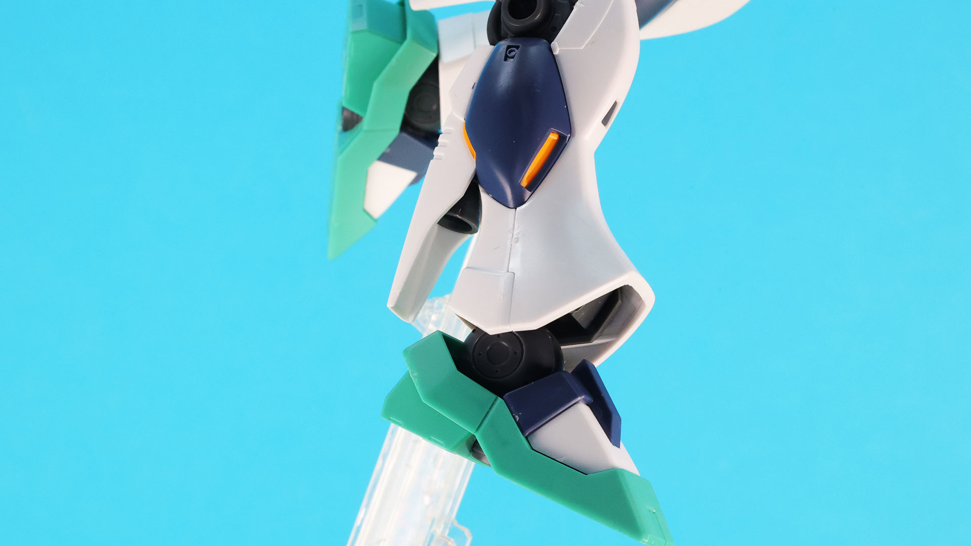 原型機とほぼ同じ脚部。構成も同じです