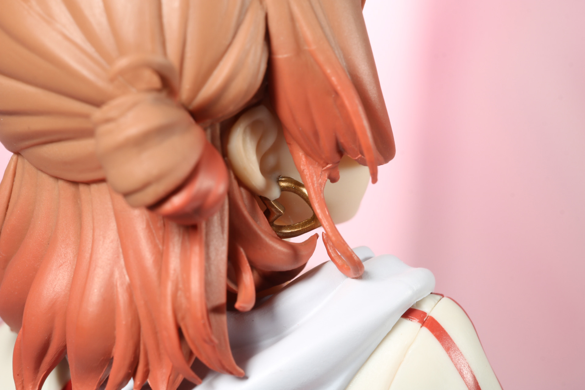 花海咲季と同じハートのイヤリング