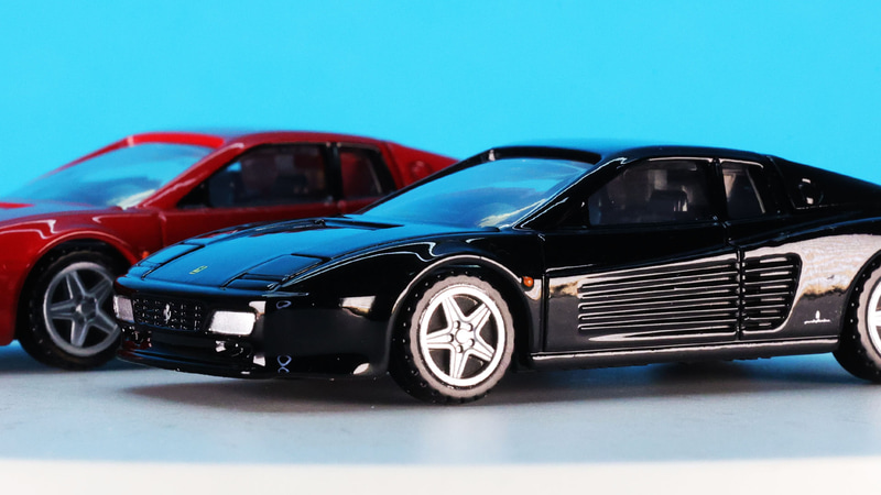 5本スポークのスター型ホイールも忠実再現しています