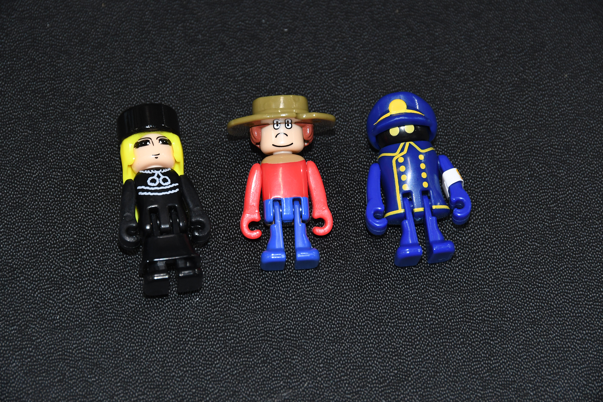 メーテル、鉄郎、車掌。3人のキャラクターの特徴をうまく表現している