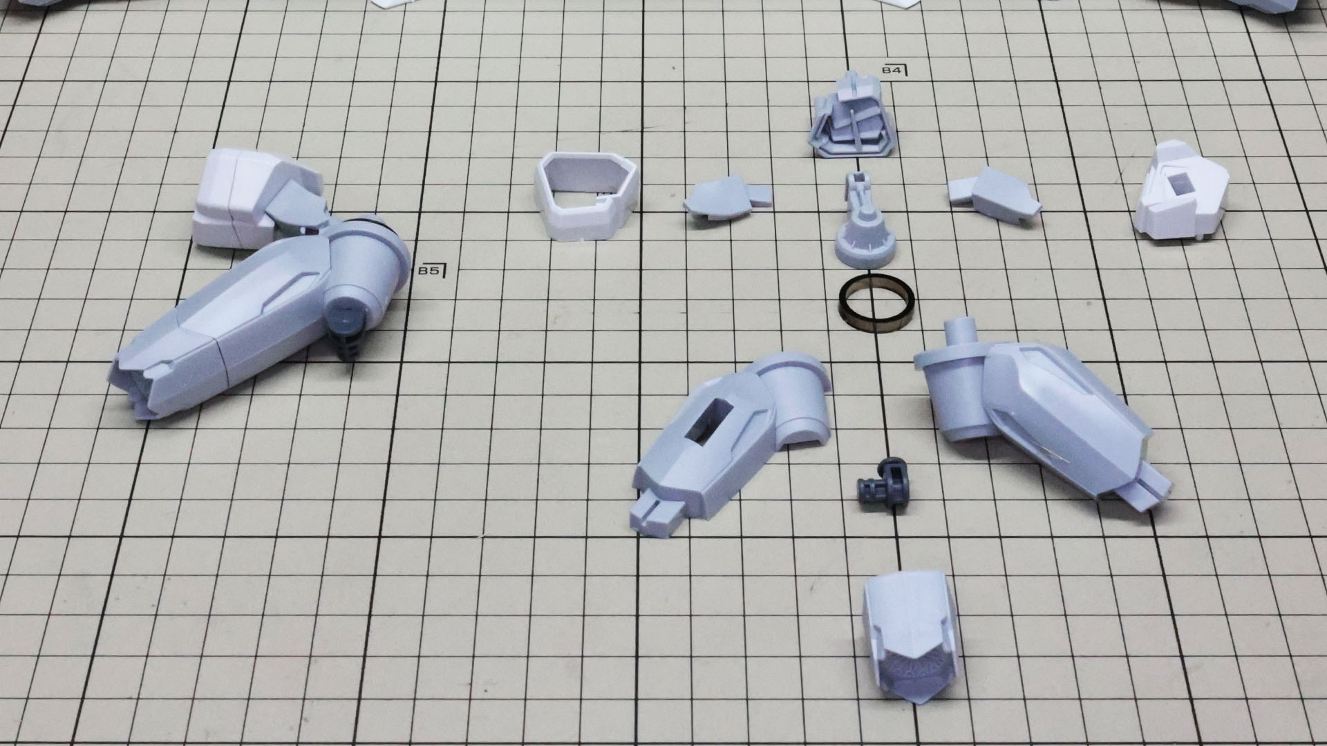 さらに推進機の組み立てが続きます