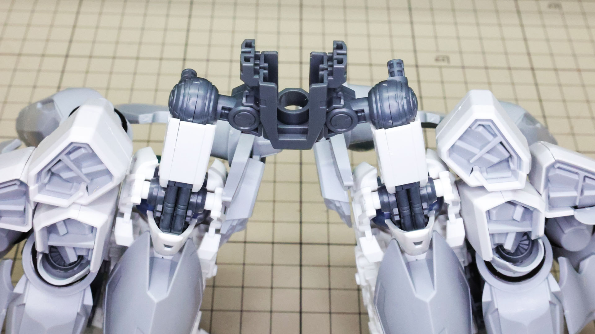 脚部の股関節の面白い構造！