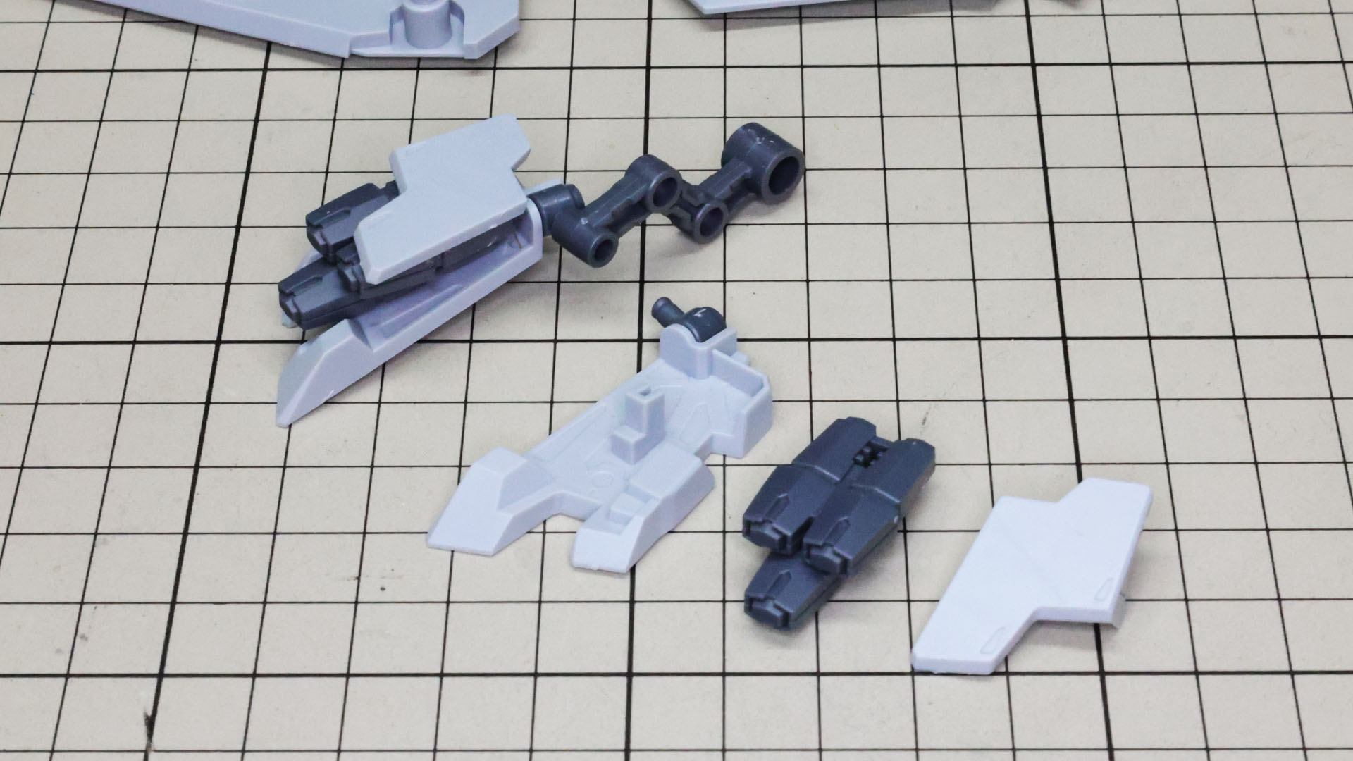 リアアーマーはミサイルが露出している状態になります