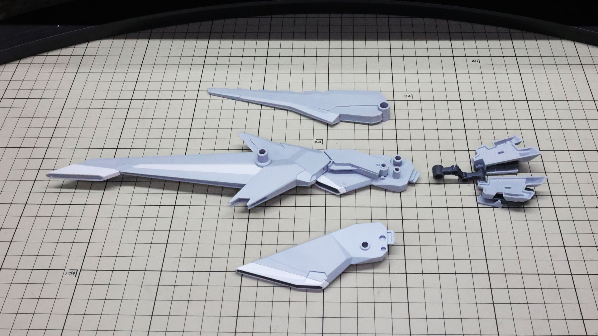 組み上がったそれぞれを一つにまとめていきます