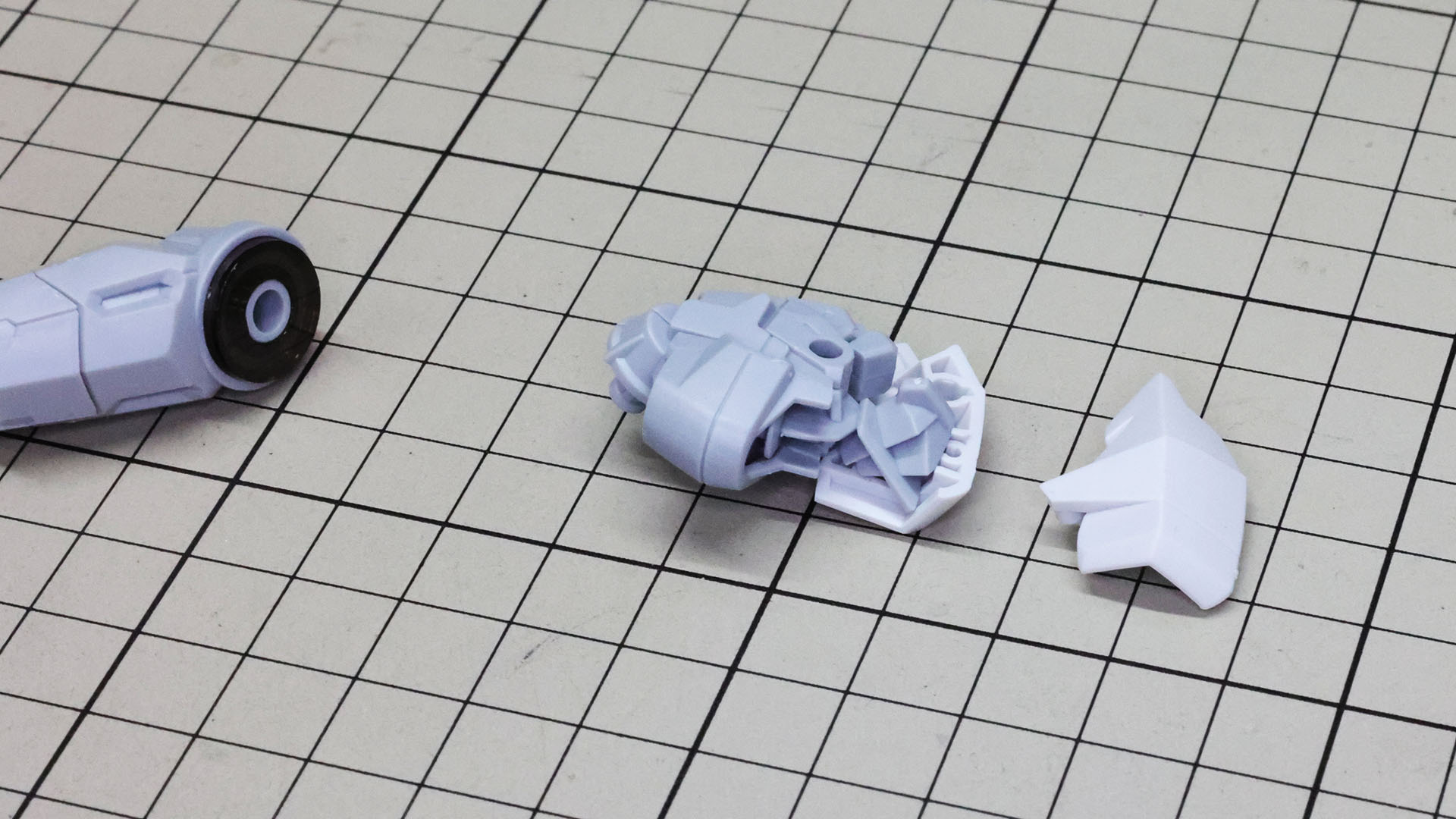 ここもインテーク内部は別パーツ化されています