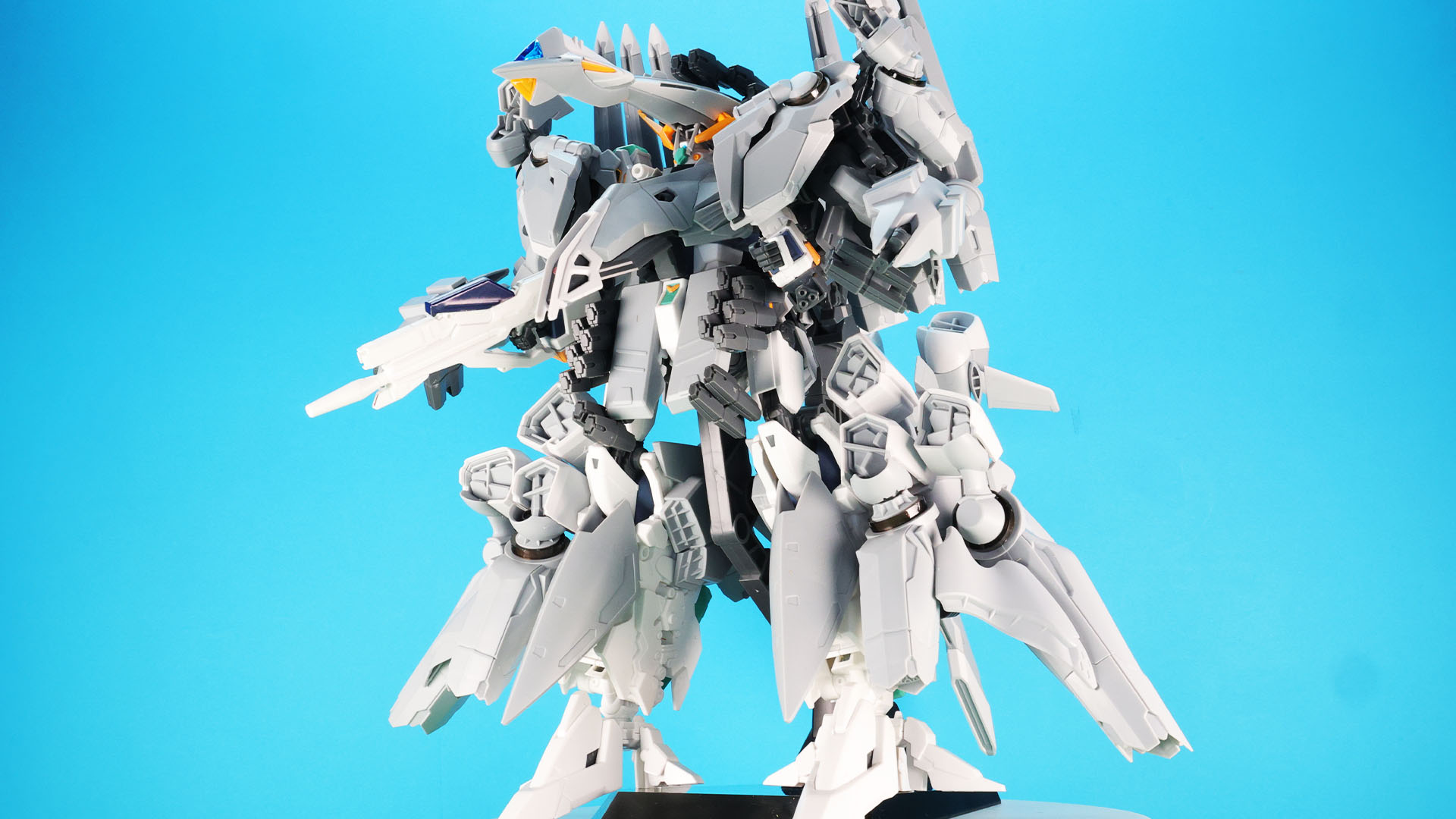 使用許可が出された、エクスペリメンタルモデル「アリュゼウス」完成！