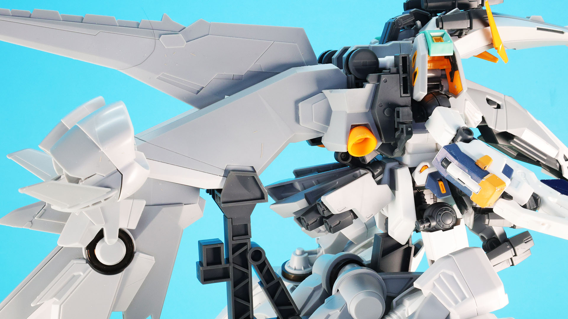 リアアーマーは折り畳まれます