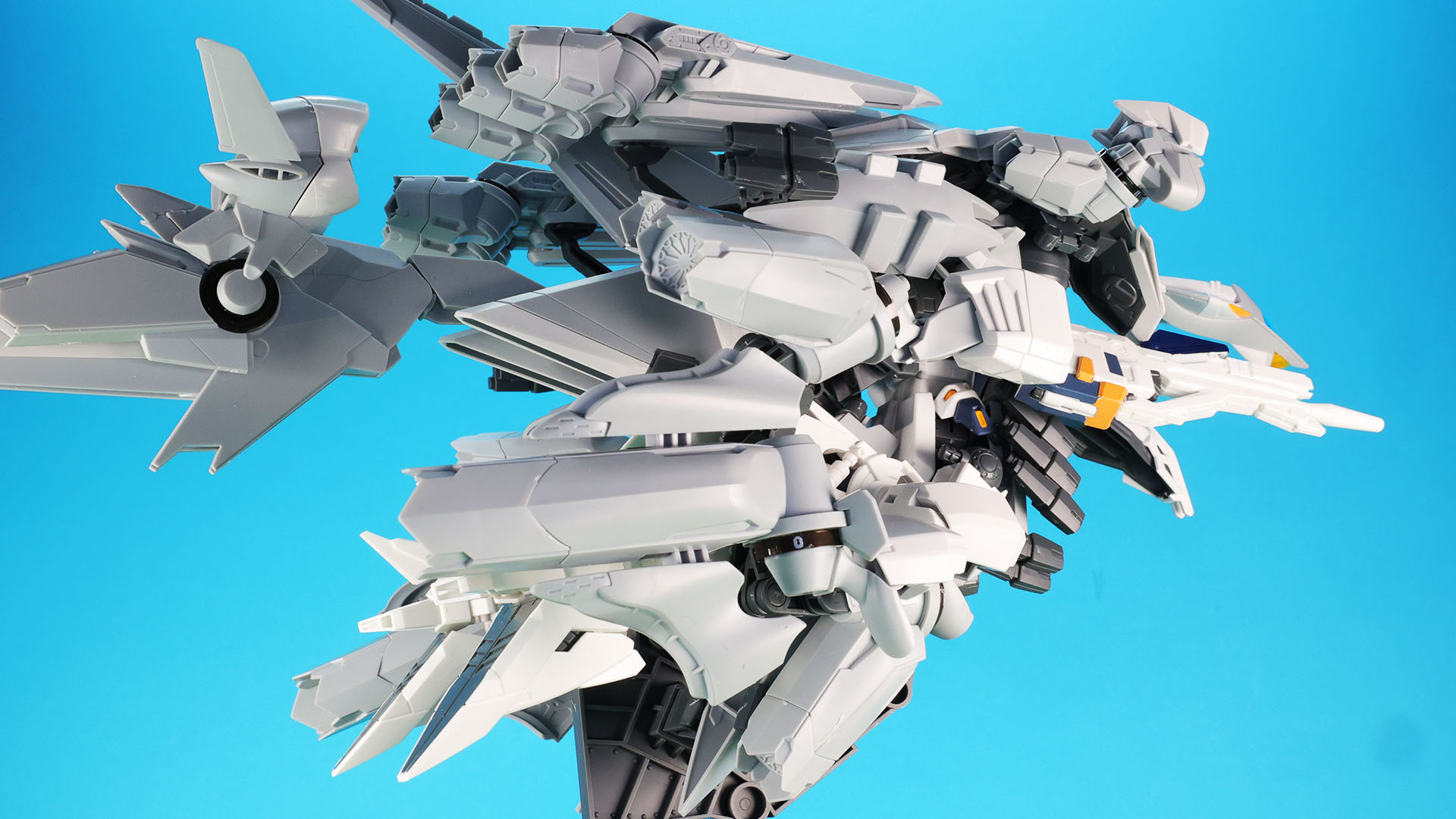 各部のユニットの配置に注目です