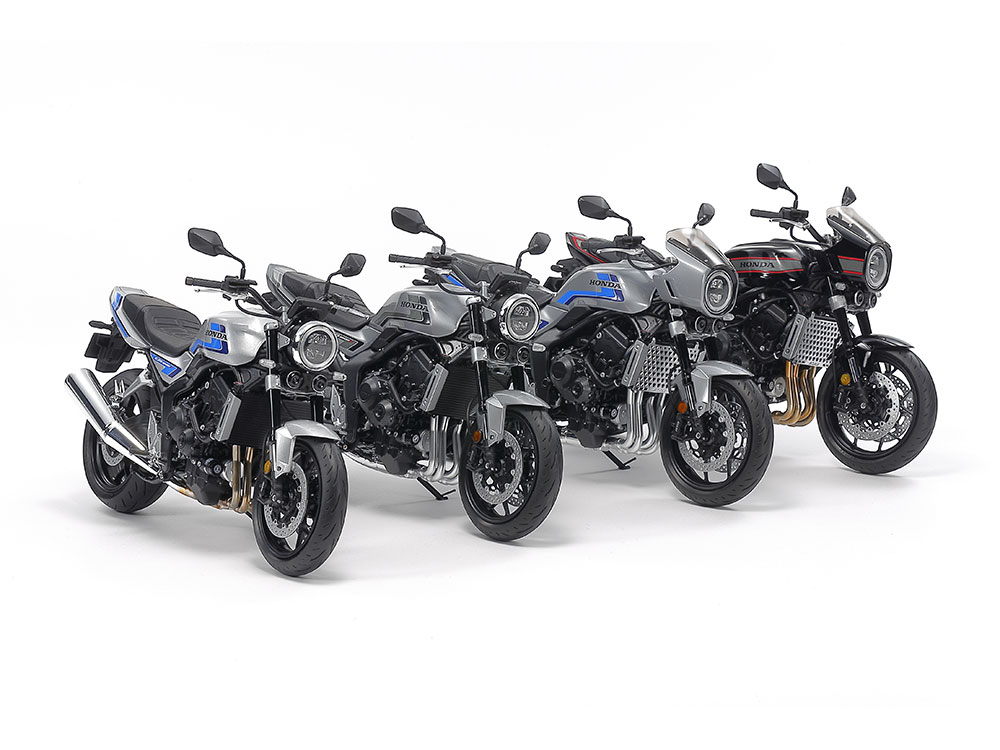 3タイプのボディカラーに加えて、SE仕様も製作可能