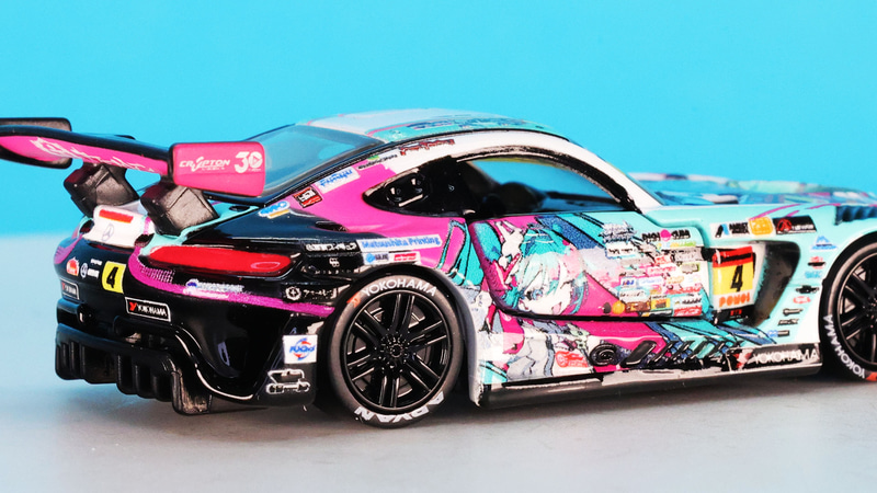 この複雑なリアセクションはどうやってプリントしているんでしょう？