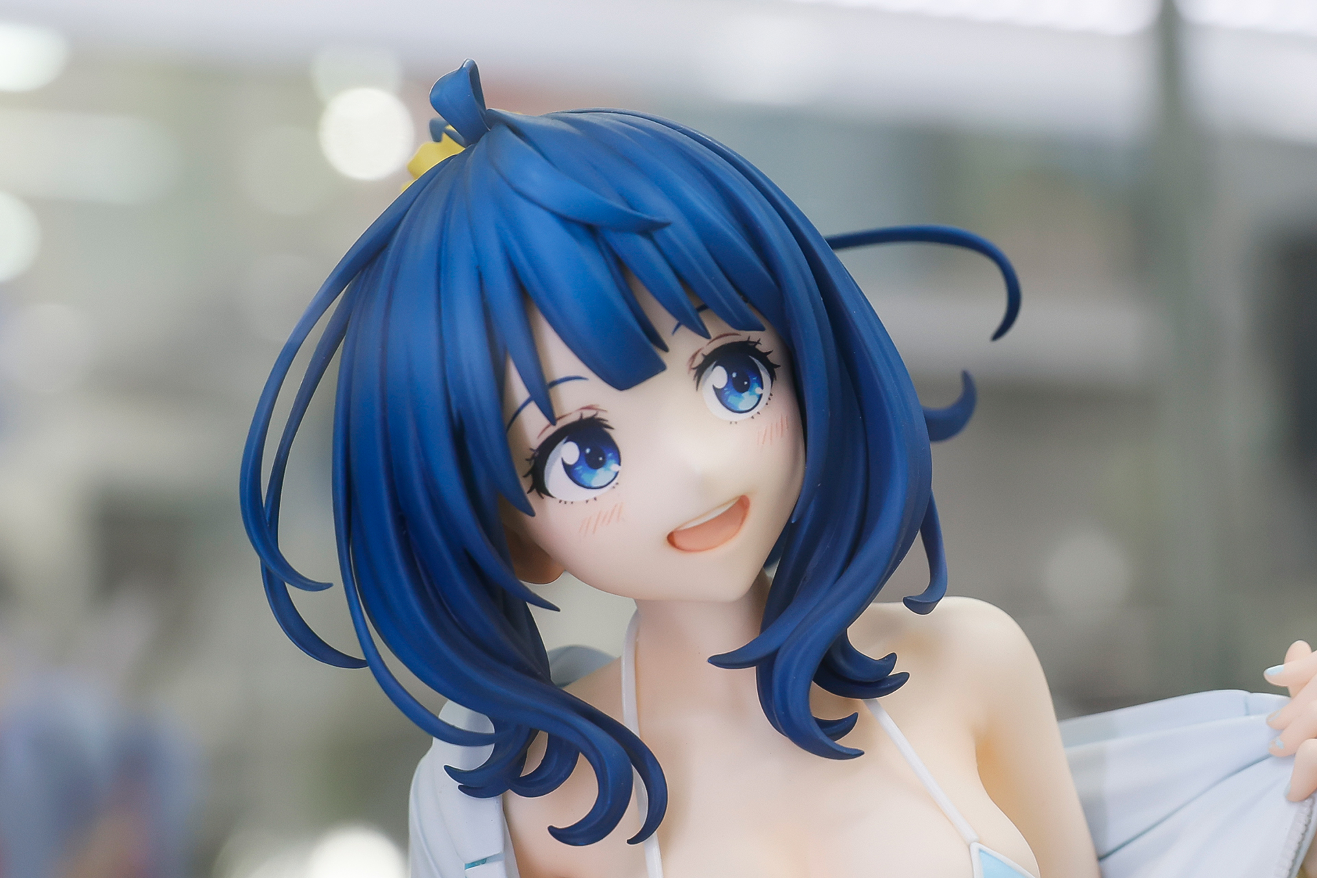 独特の髪型もしっかり再現されている