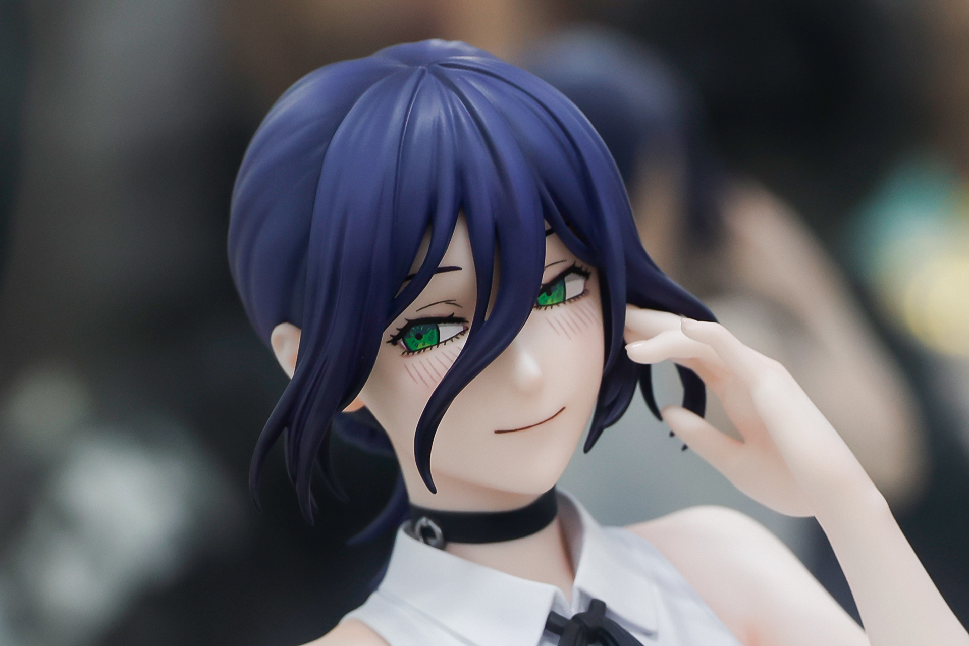 緑色の瞳が印象的だ