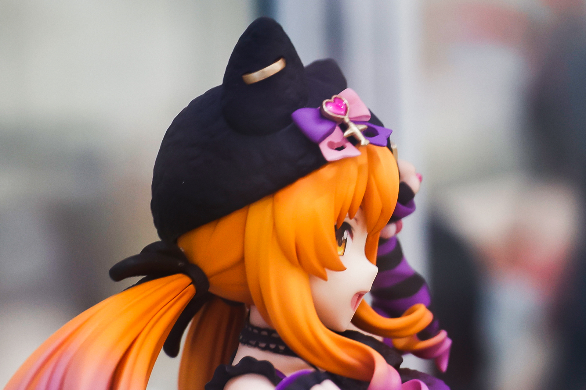 頭に被った帽子もお似合いだ