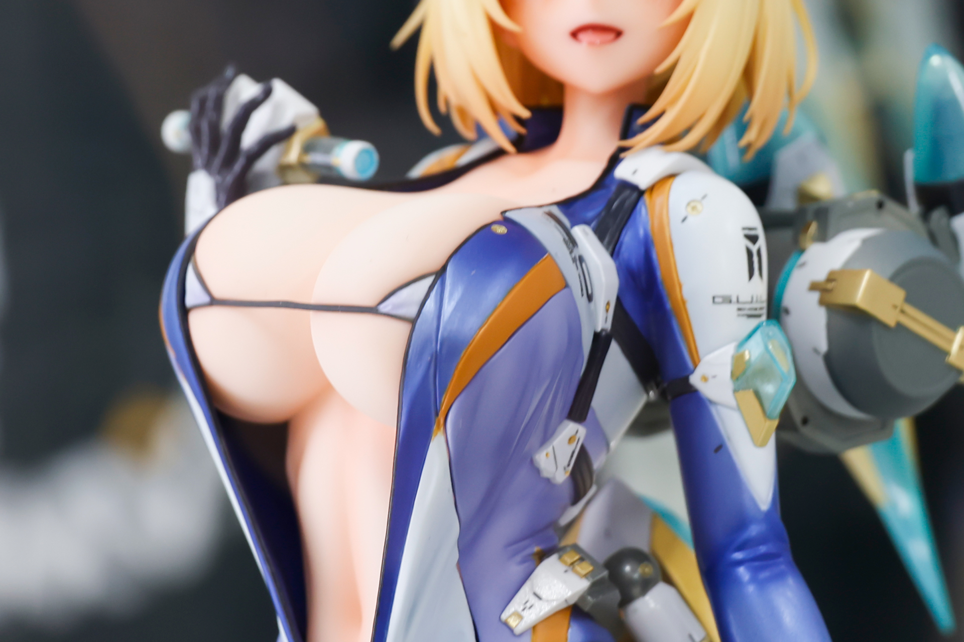 ウェットスーツの質感もよく出ている