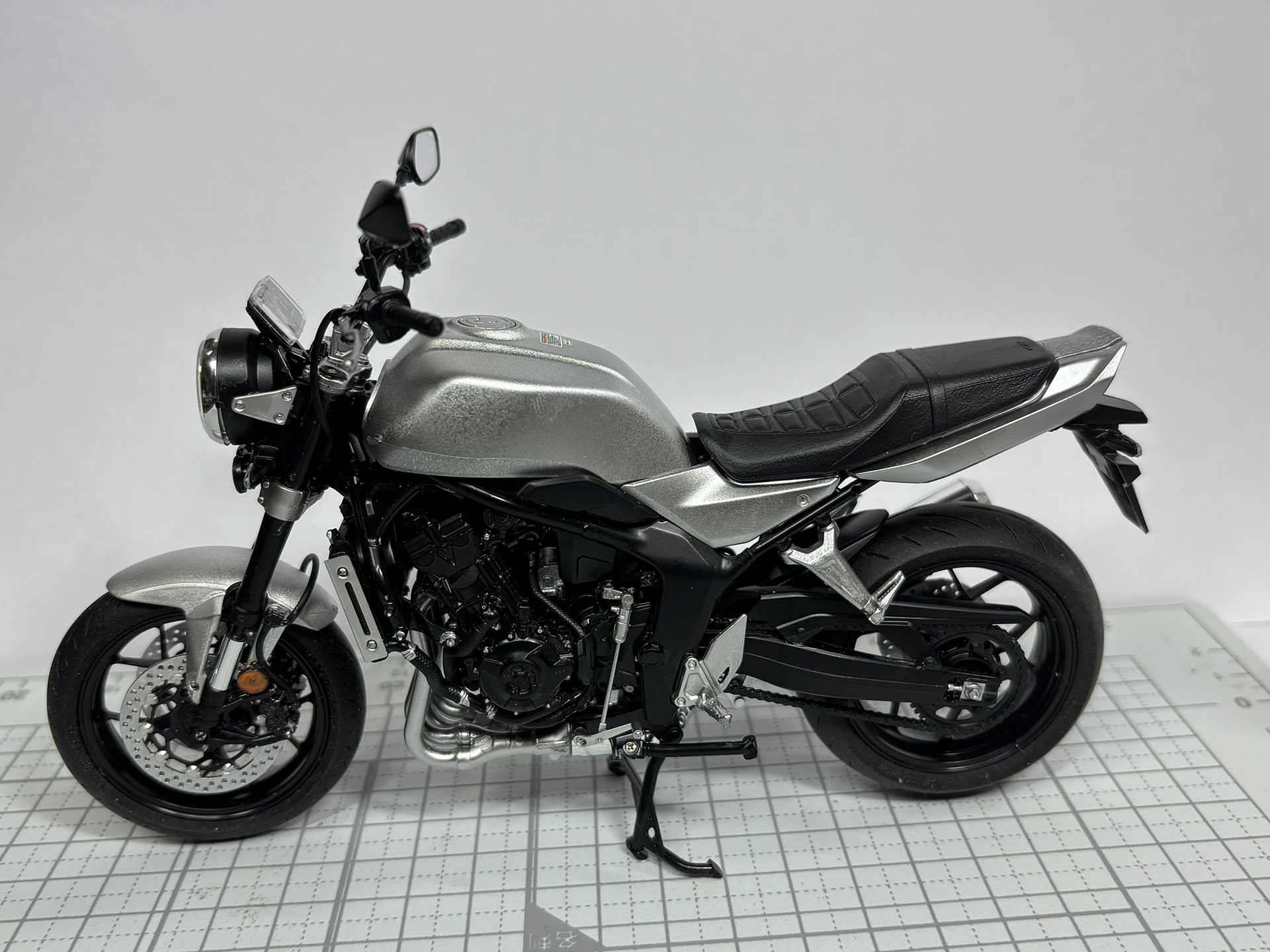 ハンドルを取り付けて完成だ。