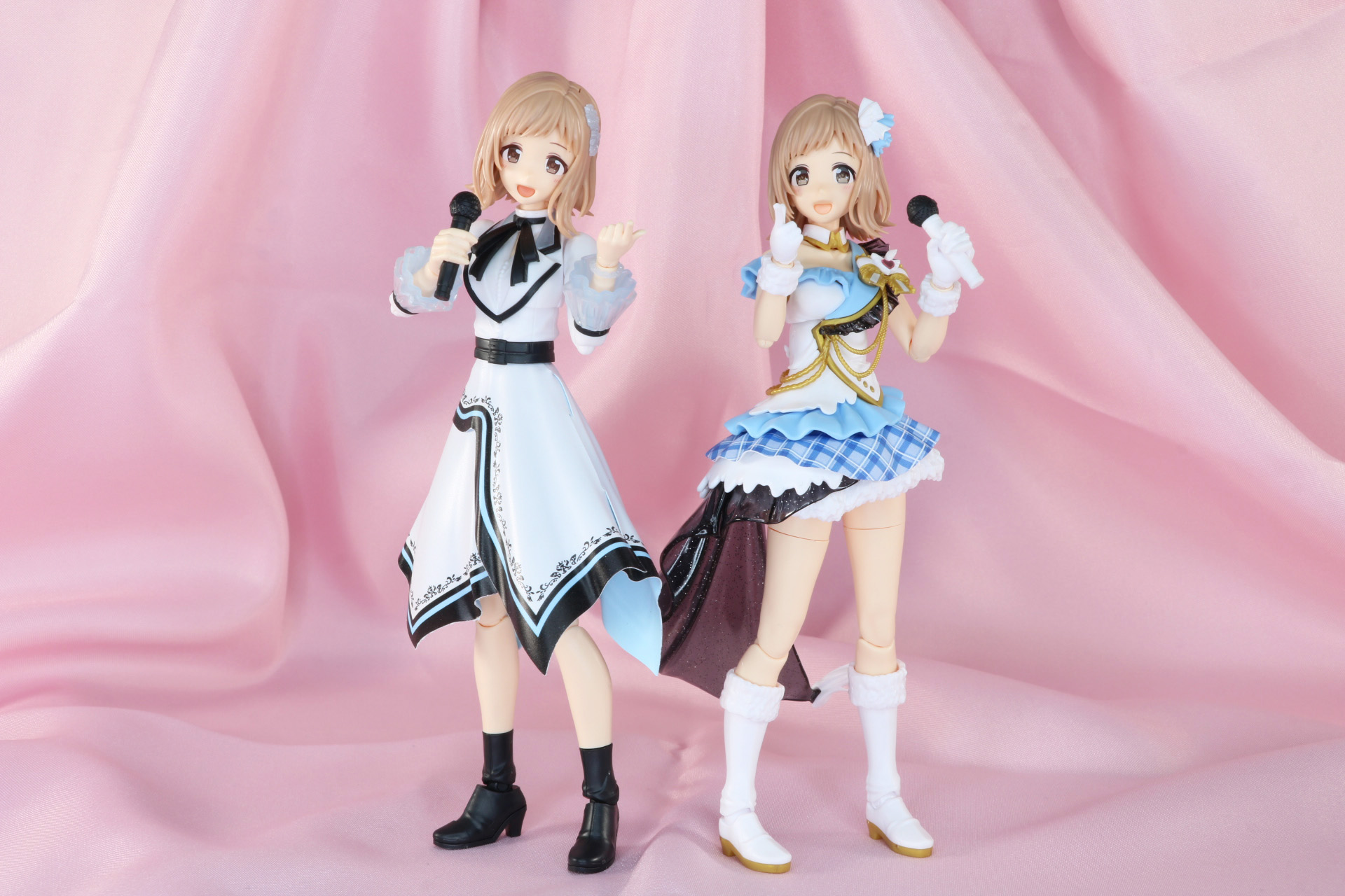 「30MS 櫻木真乃」と並べてディスプレイすれば、櫻木真乃の成長やポスターのようなディスプレイができる