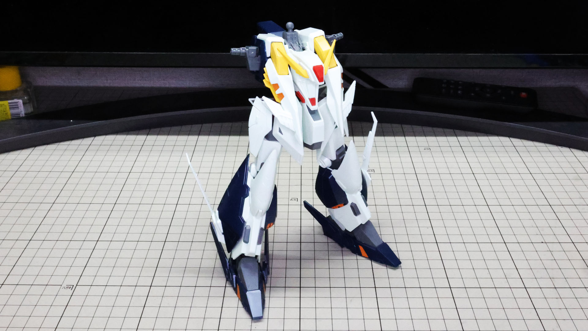 さらに胴体部とドッキングさせました