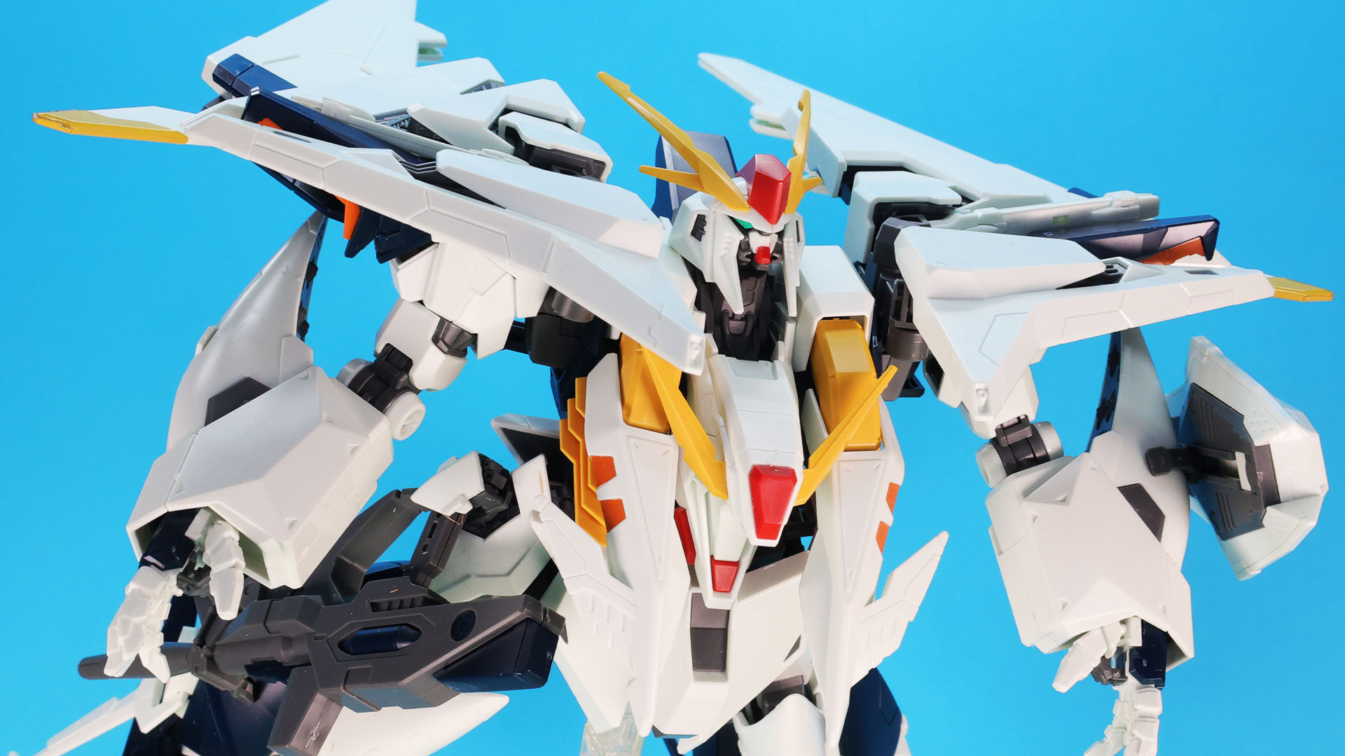 ミノフスキー・フライト・ユニットを機体に内蔵できたΞガンダムは単騎で大気中を飛べます