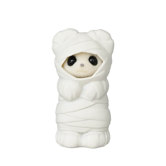 パンダの小さい赤ちゃんと包帯コスチューム