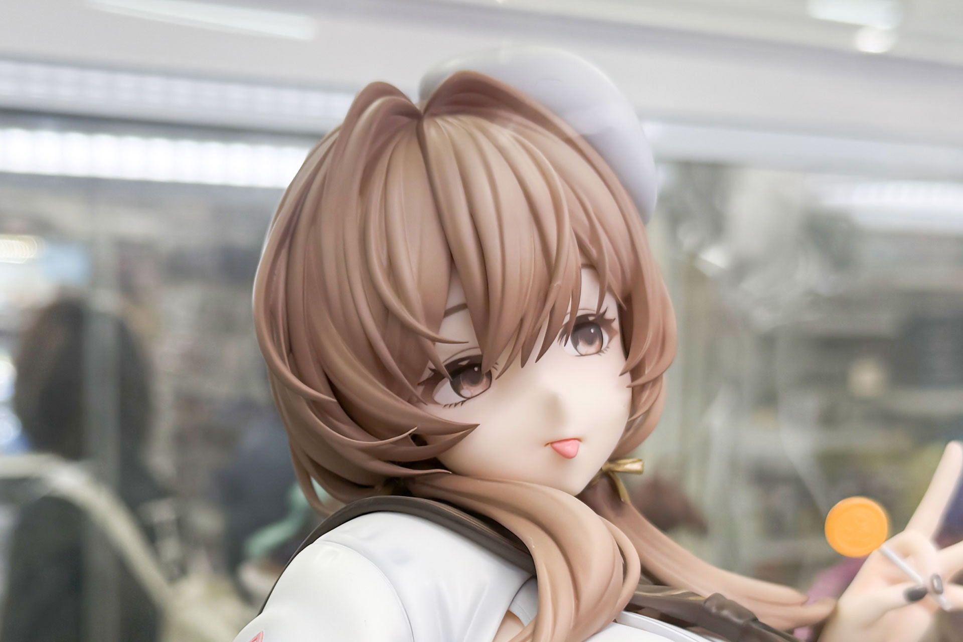 角度を変えると異なる表情が見えてくる