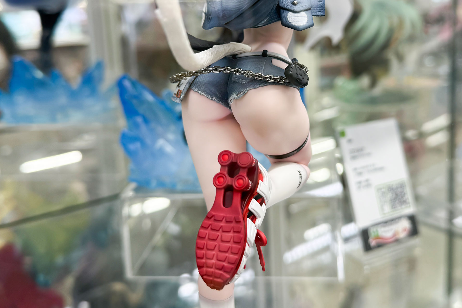 パンツ部分も体に密着している