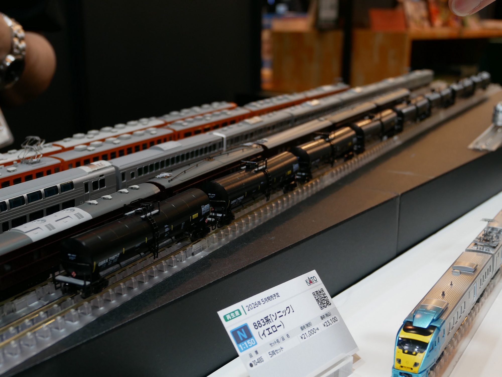 既発表だが「Greenbrier Tank Car GBRX」のサンプルも展示