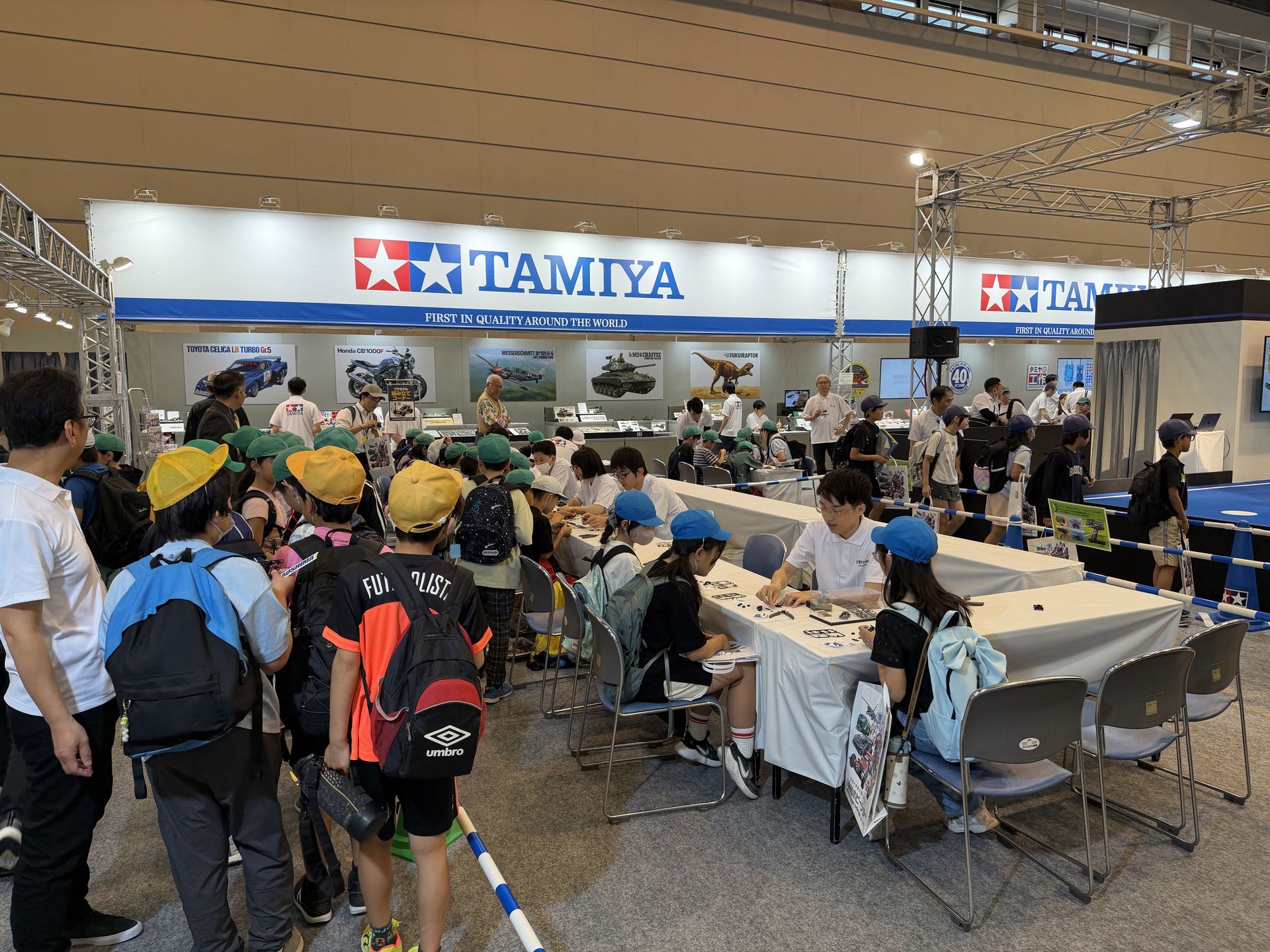 タミヤは毎年体験コーナーに大きなスペースを割く
