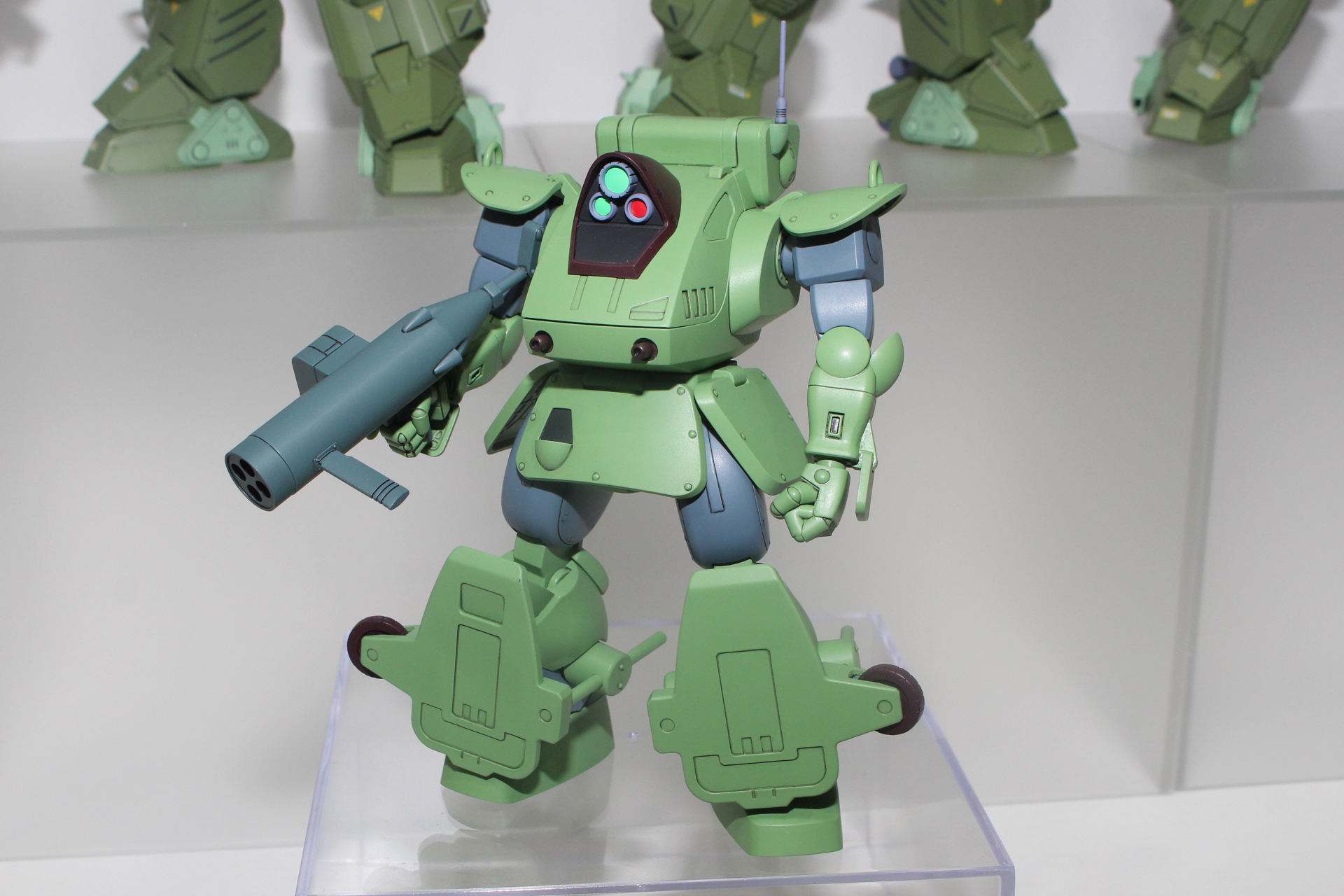 ウェーブ「スタンディングタートル［ST版］」。8月発売予定。価格は5,280円。「装甲騎兵ボトムズ」クメン編のビーラーゲリラ側の主要機体が1/35スケールでプラモデル化