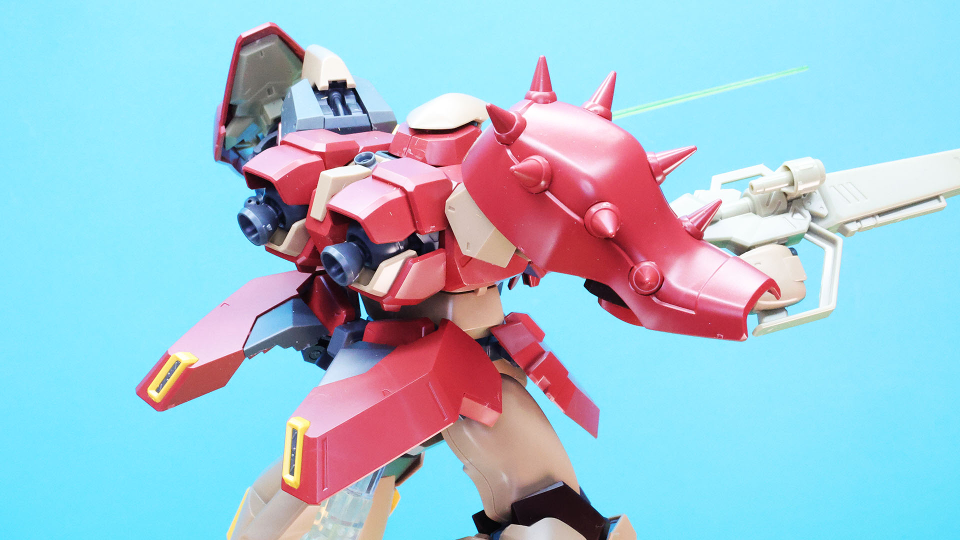 腰部のリアスカート（ベクタード・テール・スタビライザー）を展開して姿勢を制御します