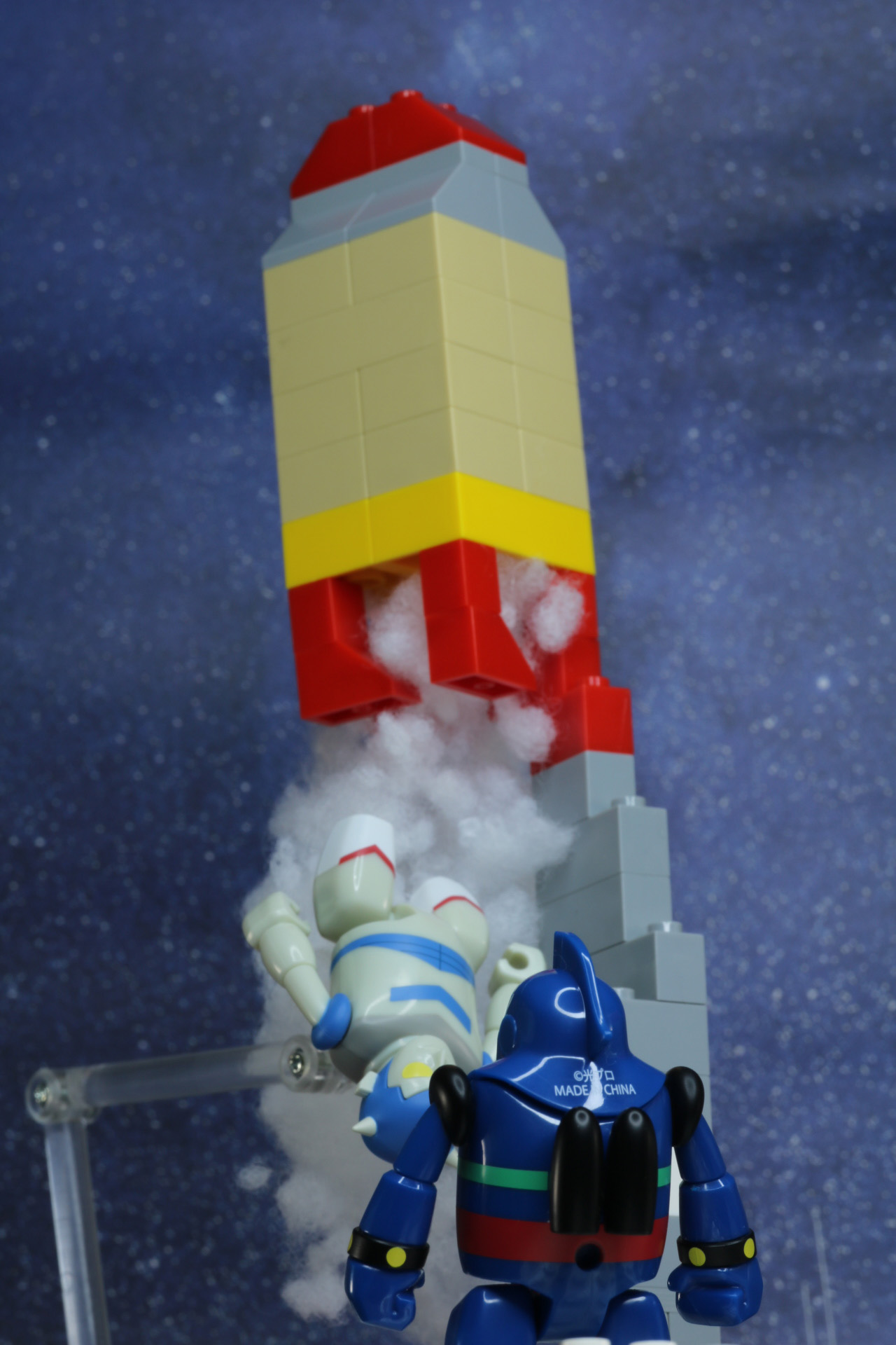 宇宙へ飛び立つロケットと超人間ケリー。辛くも勝利する鉄人28号
