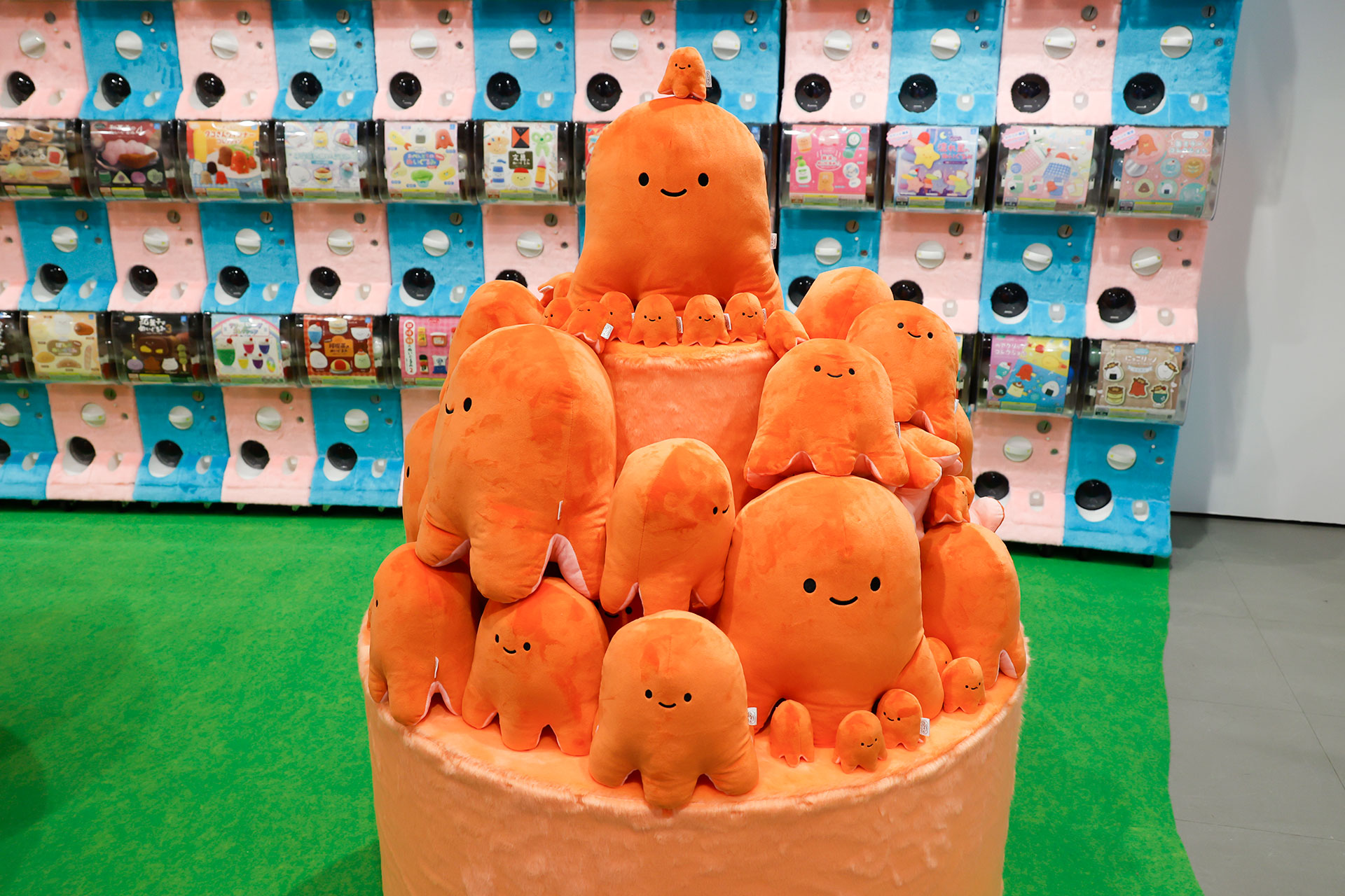 たこさんウィンナーのタワーも展示
