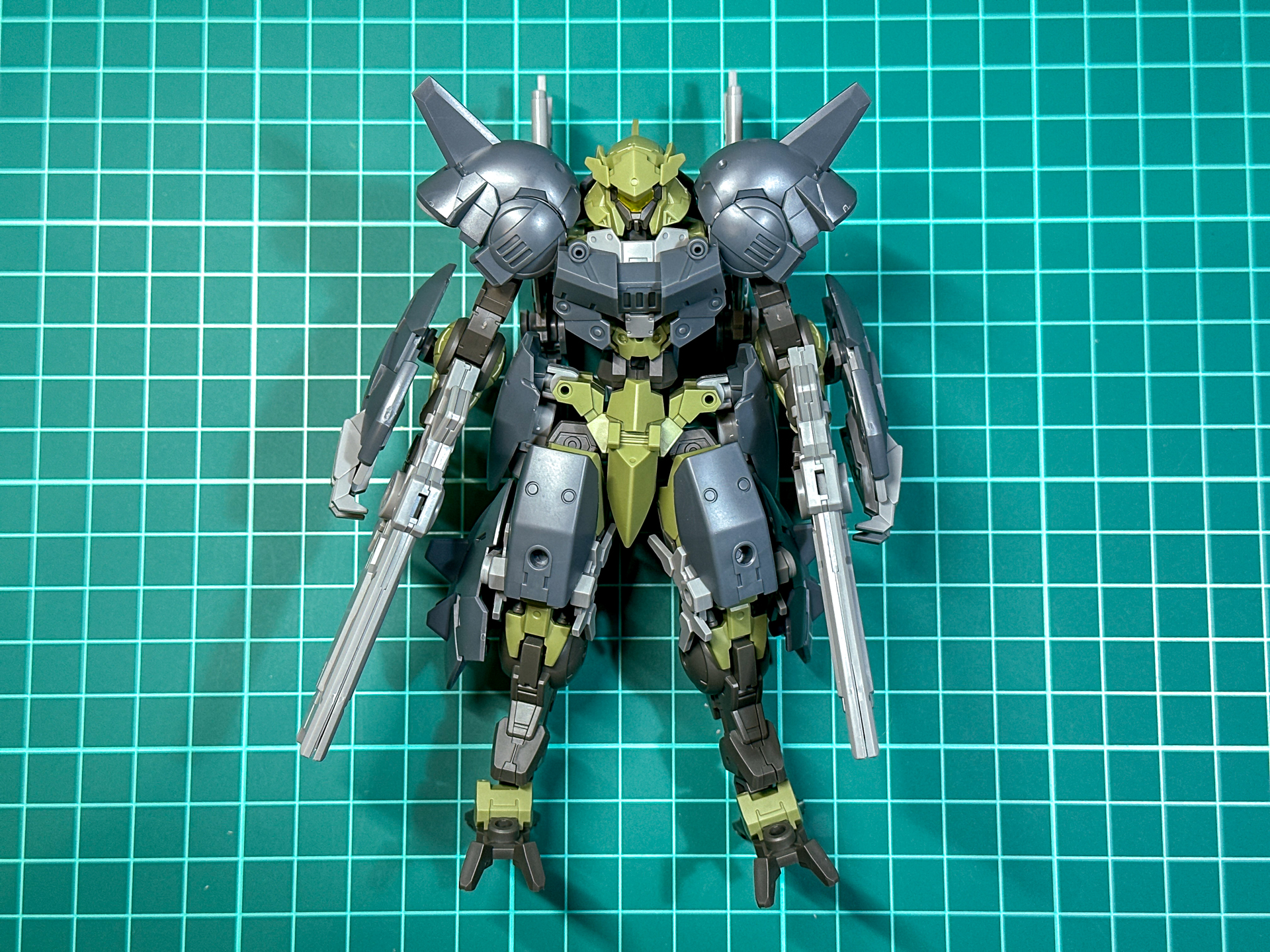 「ノヴァルヴ」もフルアーマー形態になりました。
