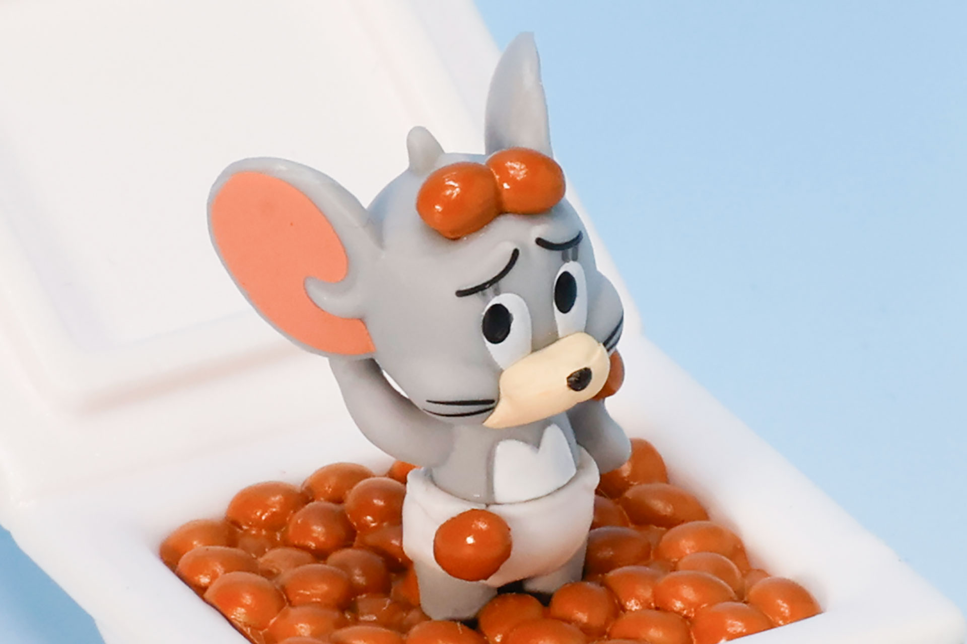体中に納豆が付いている
