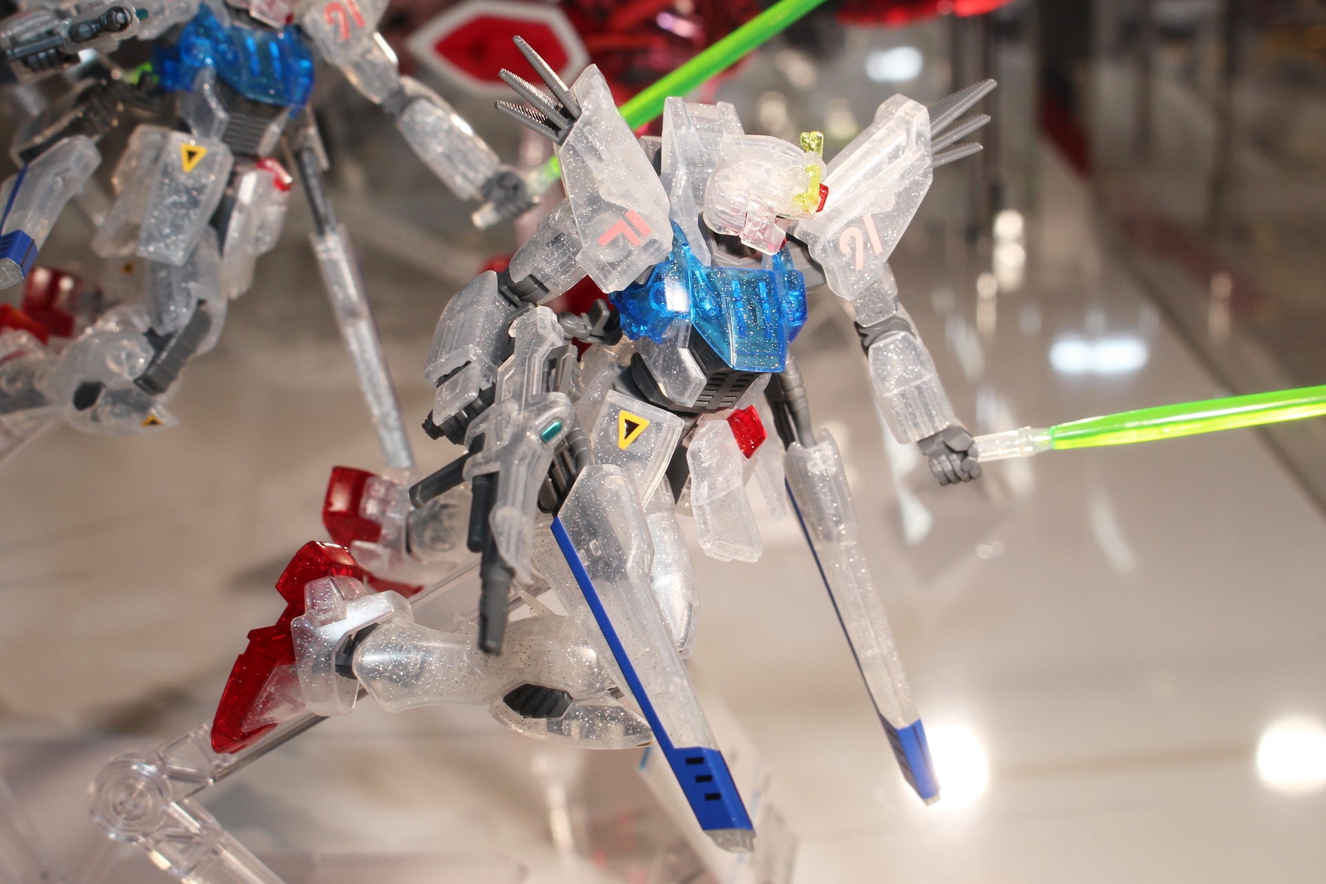 1/144スケールのキットとしてはかなりコンパクト。その分価格も抑えられている