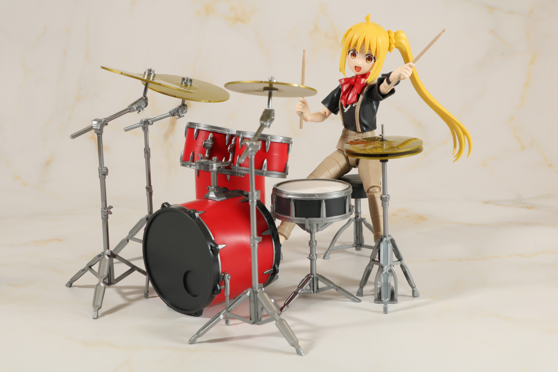 伊地知虹夏と合わせてドラム演奏も再現できる