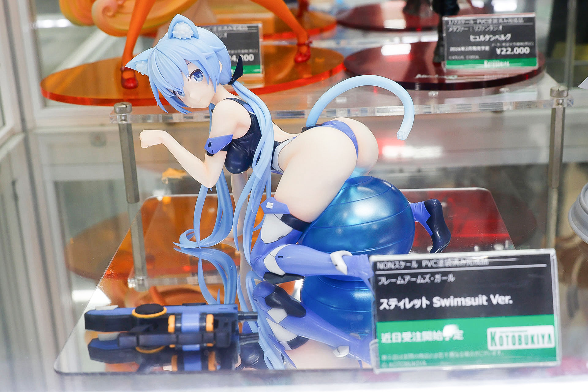 フィギュアの素材はPVCとABSで、全高は約115mmだ