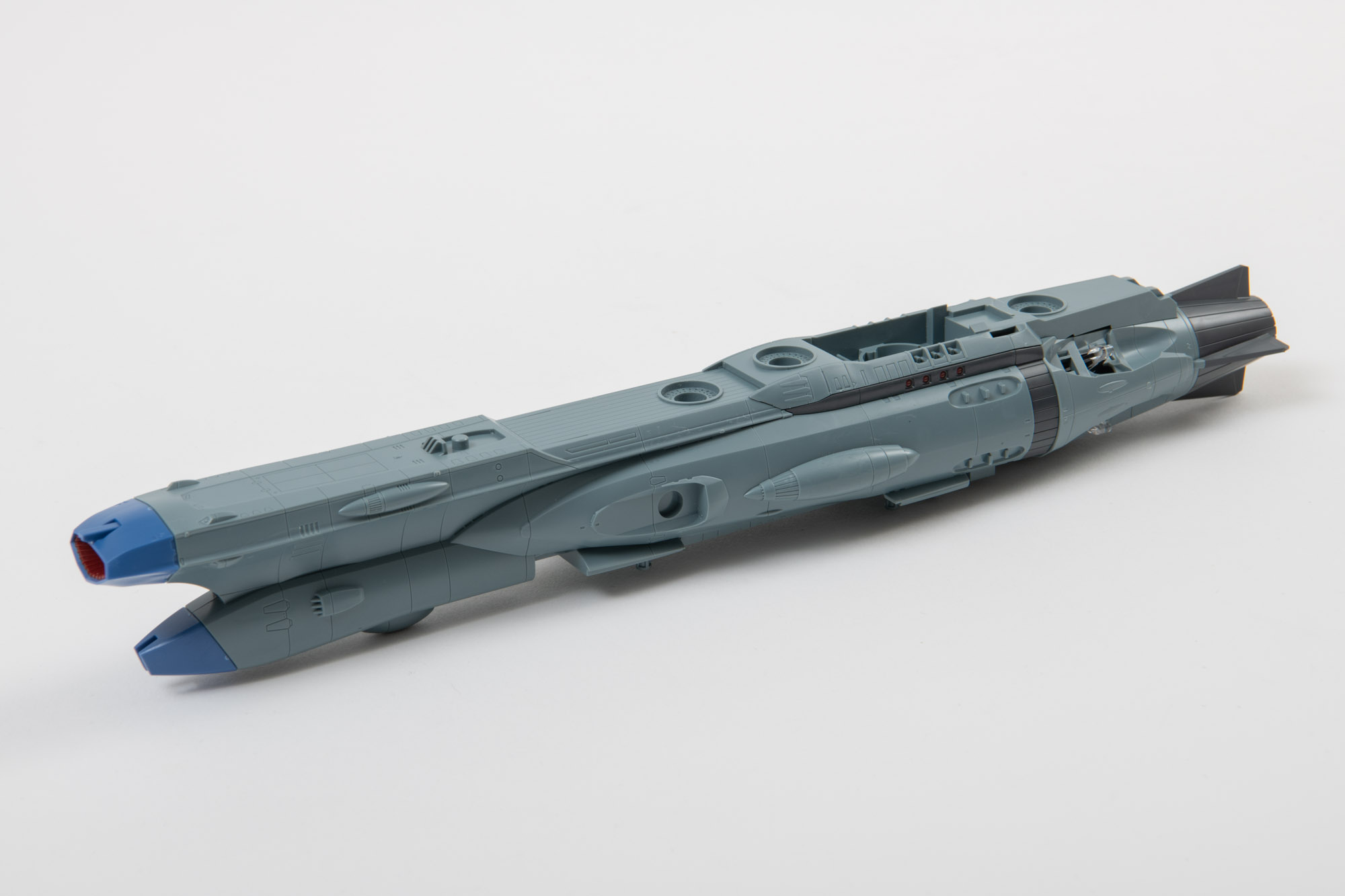 艦体が完成。ここまで難しいところもなくテンポ良く組み立てられる！