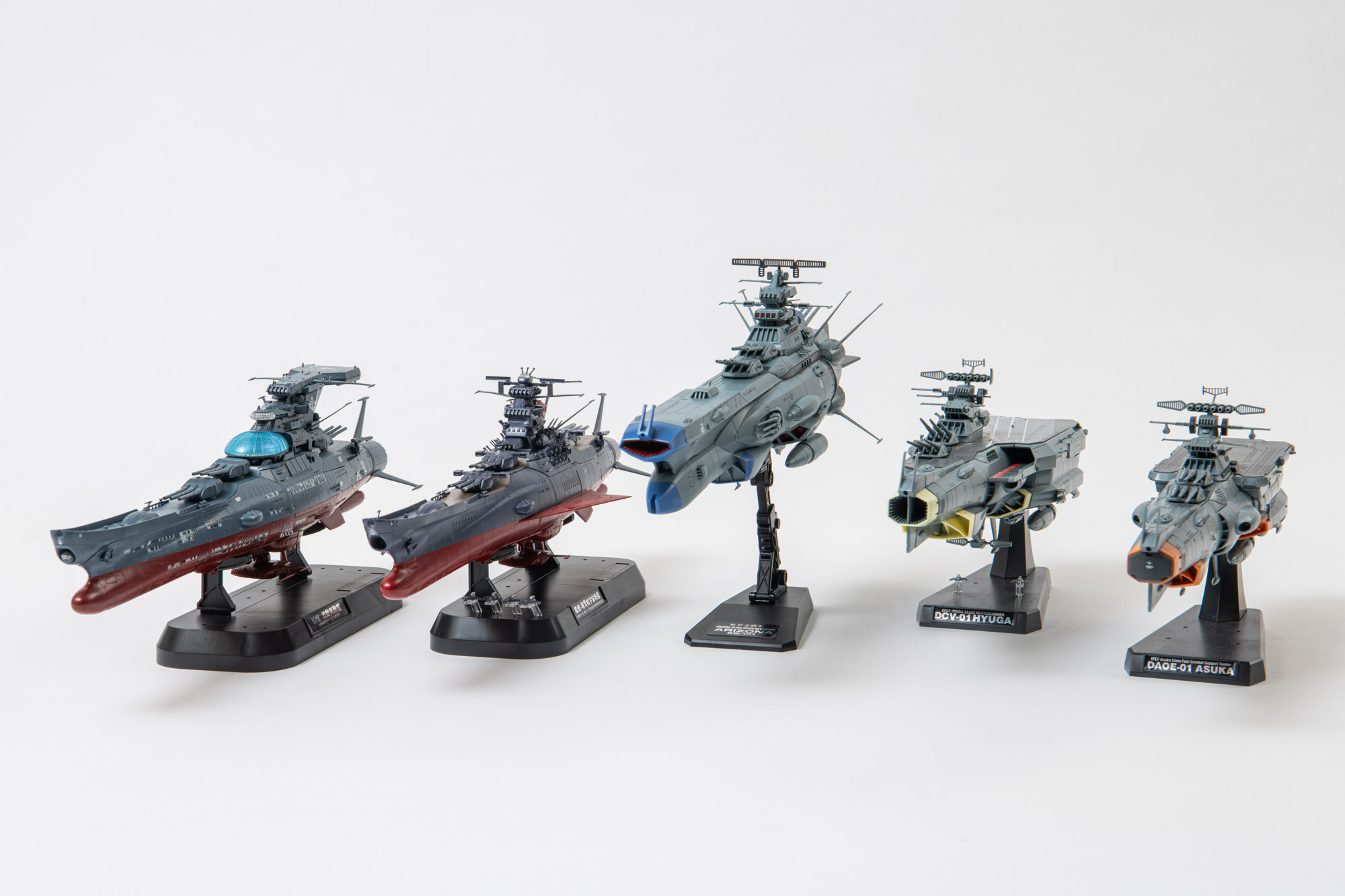 『ヤマトよ永遠に REBEL3199』1/1000プラモデルシリーズが集合。