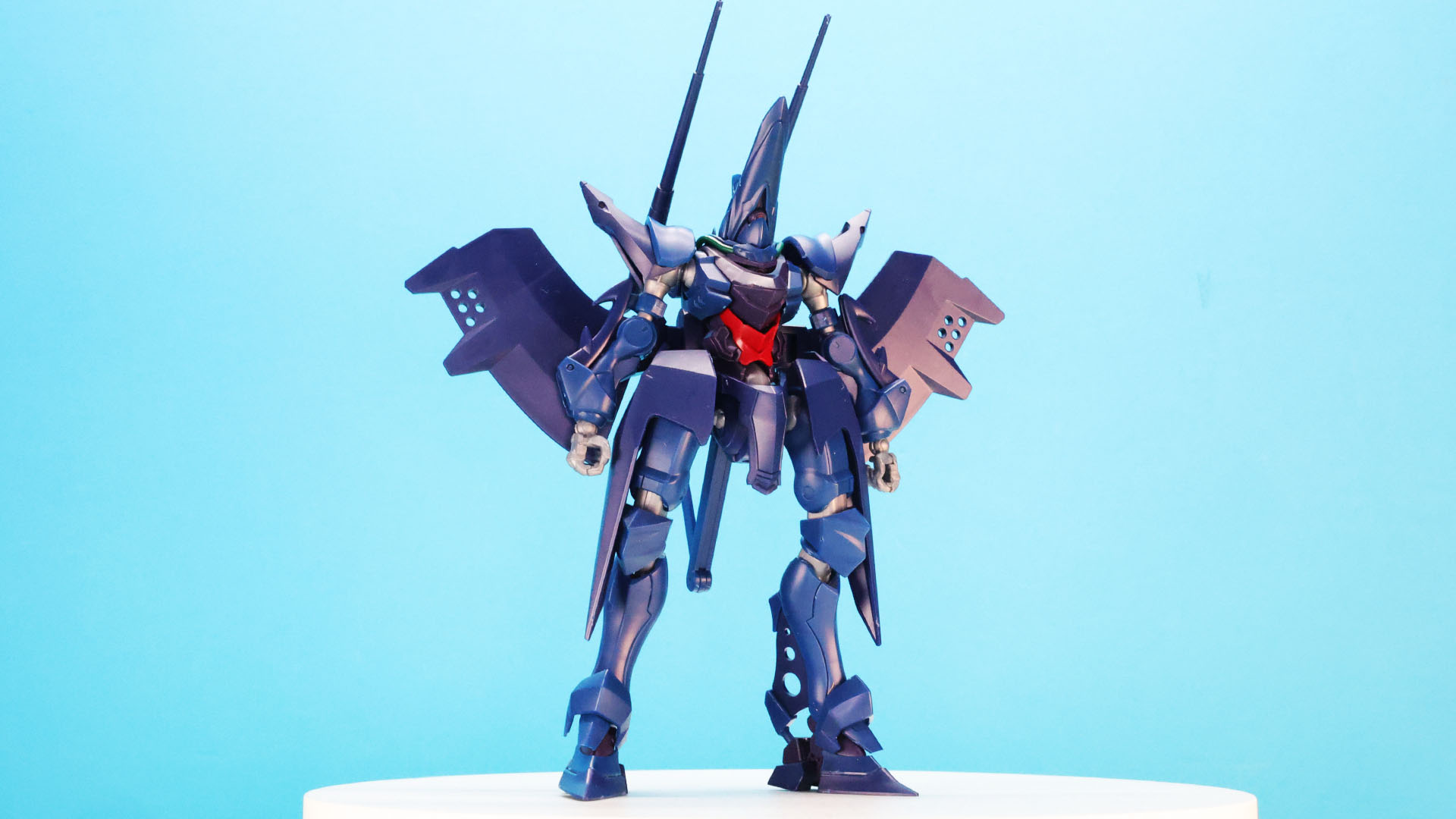 モビルスーツからモビルアーマーへ変形させてみましょう