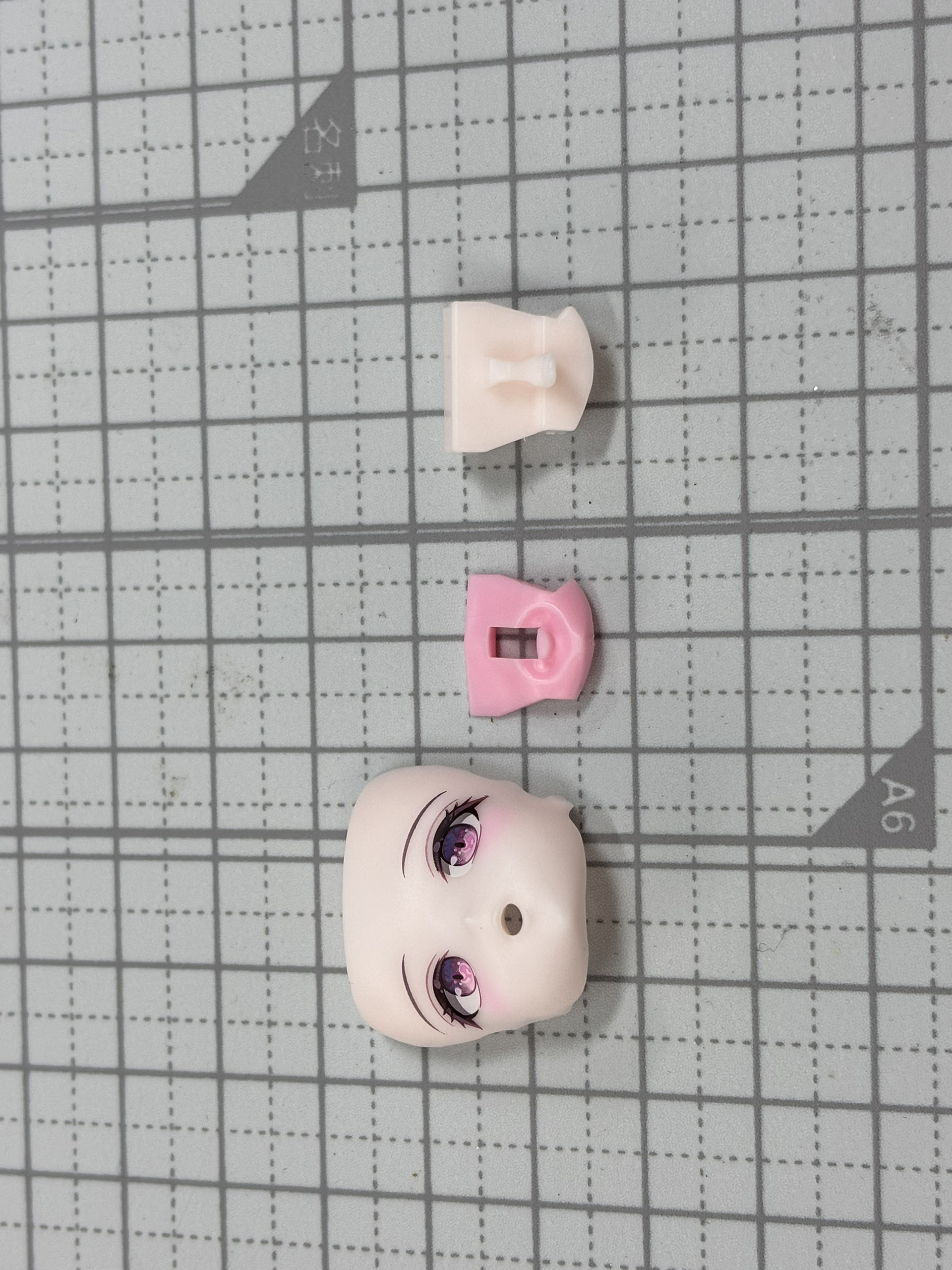 顔パーツは、口の中と歯のパーツを組み合わせる