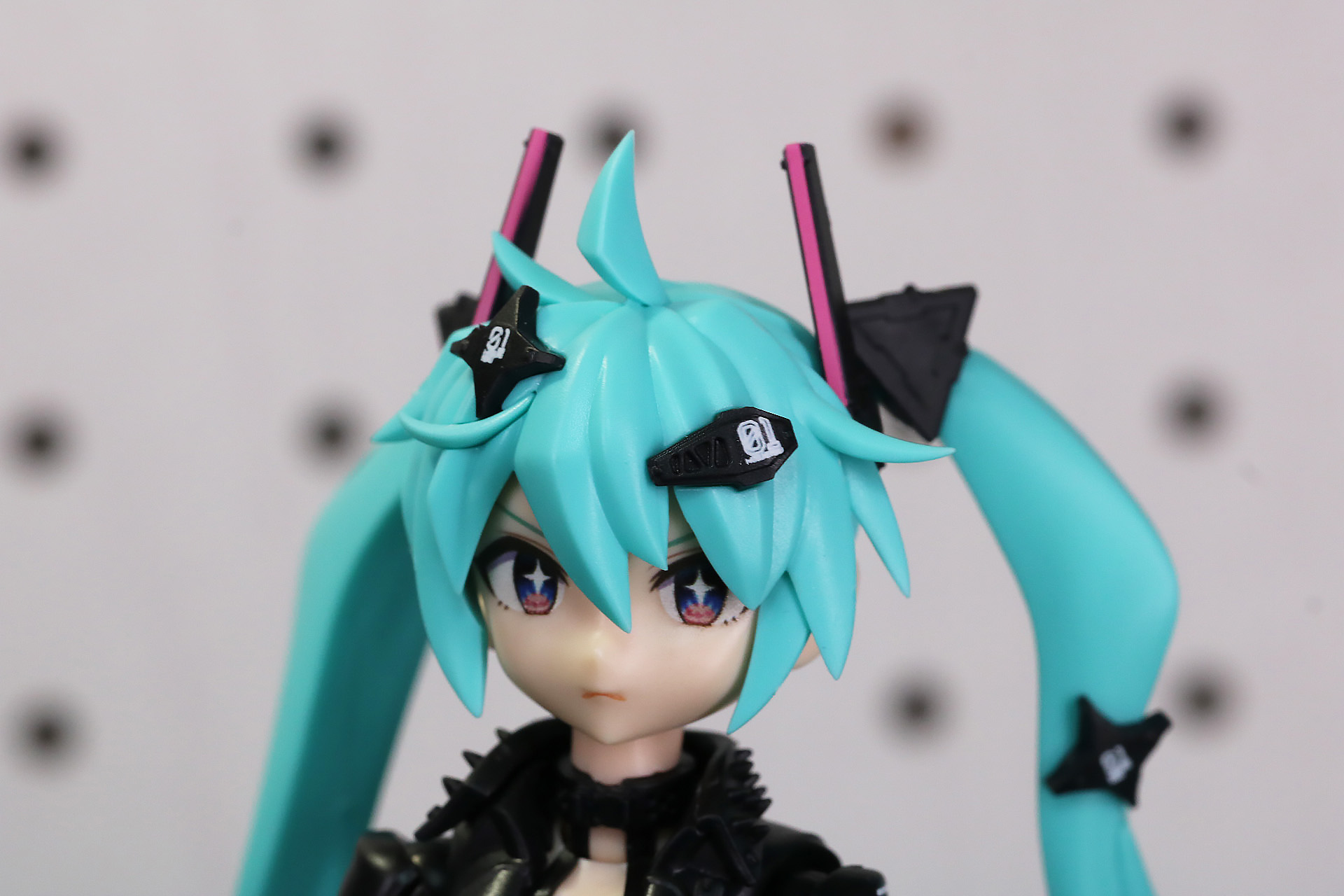 デカールを貼った状態