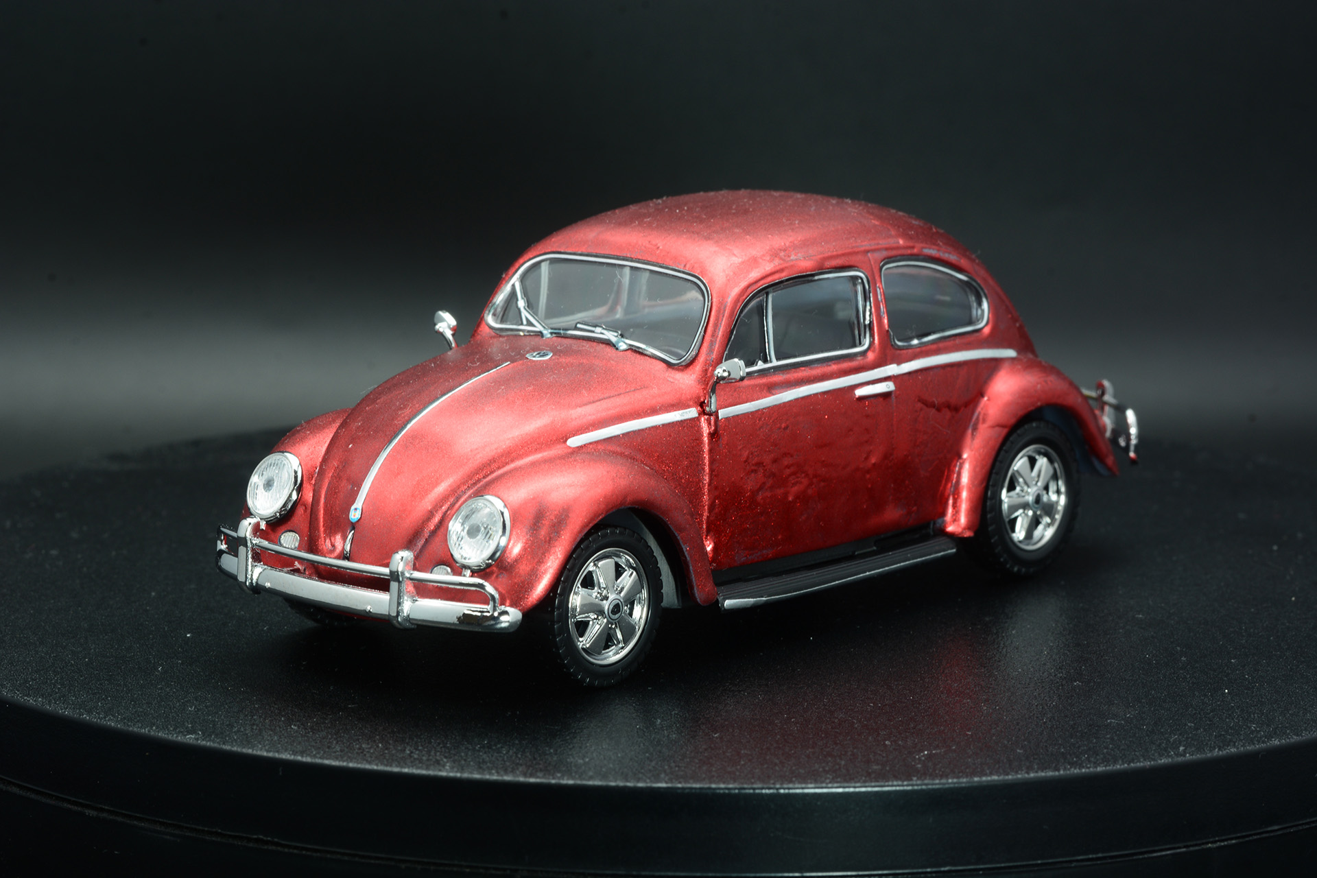 メタリックレッドで車体を塗装できた