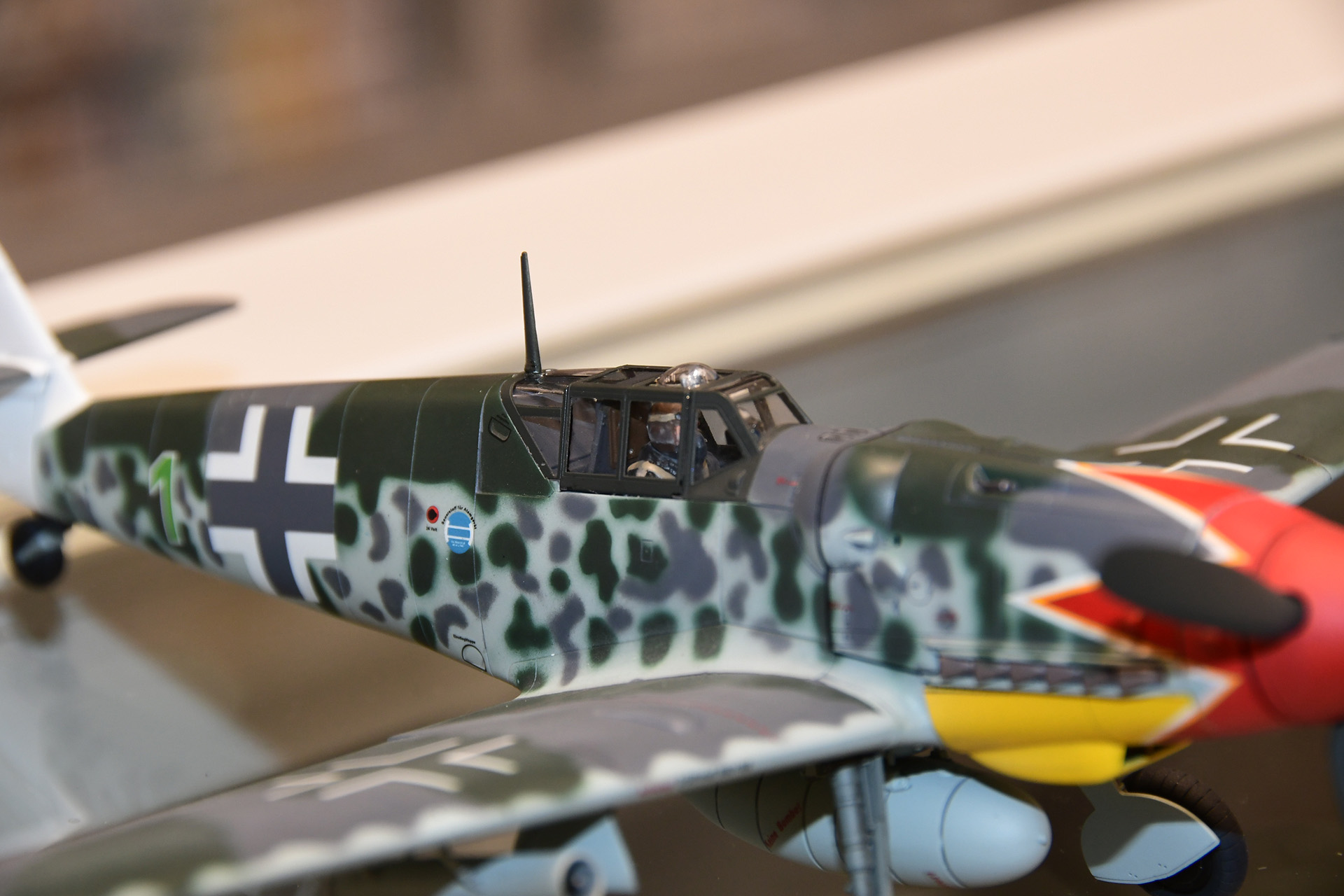 キットにはいくつかのキャノピーパーツが同梱されている。展示されていたのは上部が盛り上がったバックミラー用フェアリング付きの特別仕様のキャノピーを使用していた