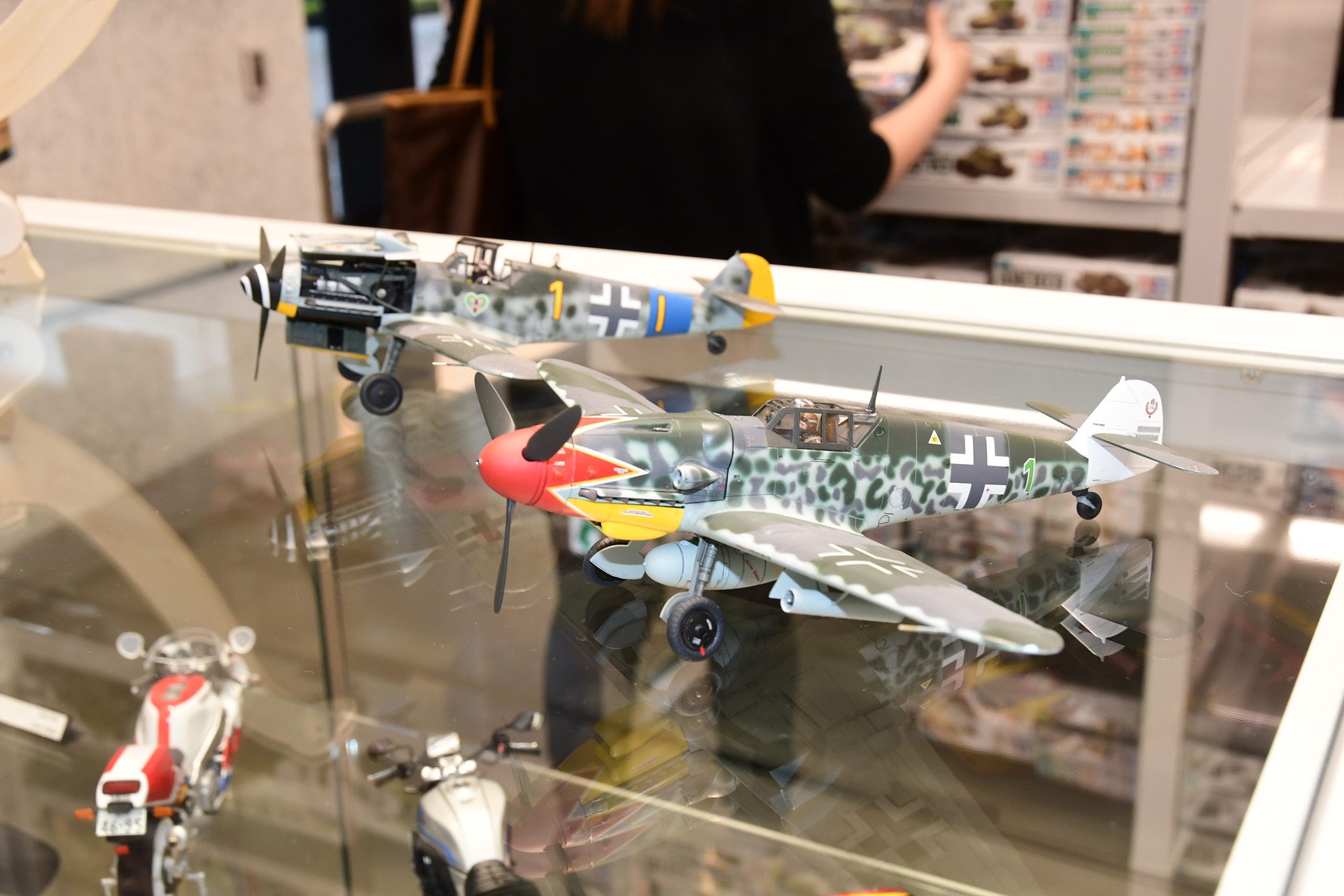 今回は発売済みの「1/48 メッサーシュミット Bf109 G-6」も見ることができた