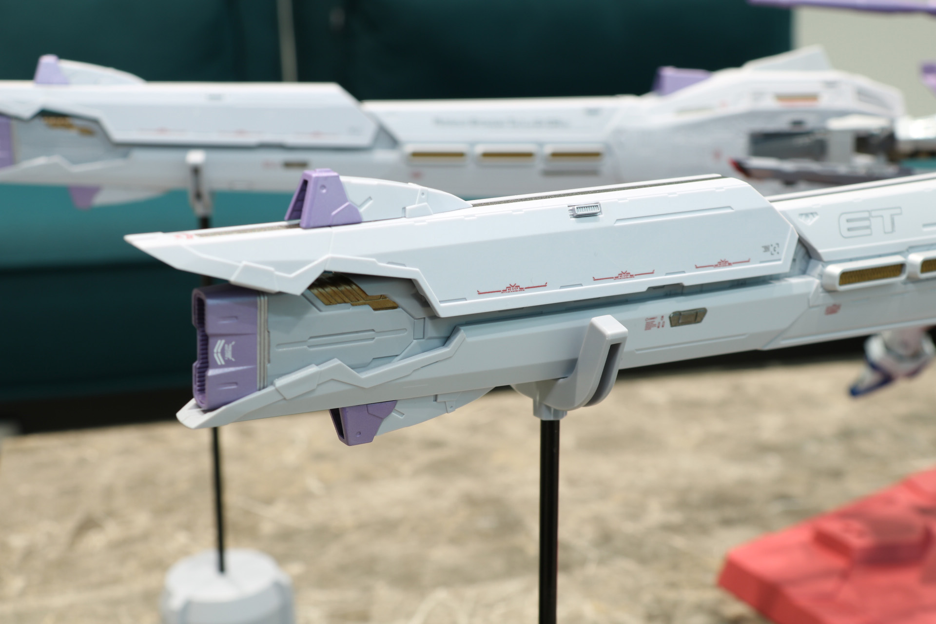 アームユニット先端のカバーが展開